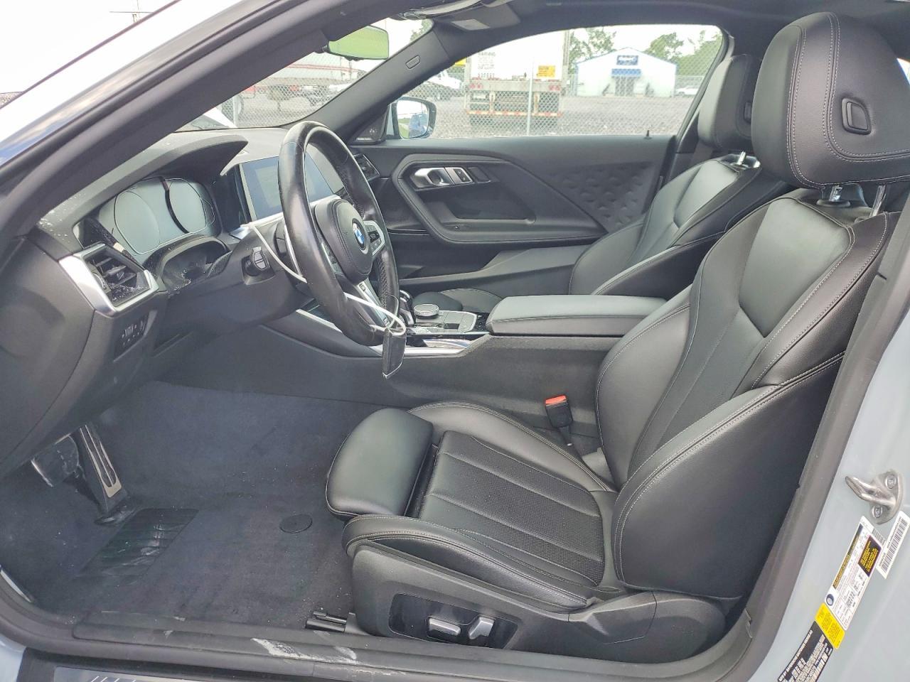 2022 BMW 230I - zdjęcie 7