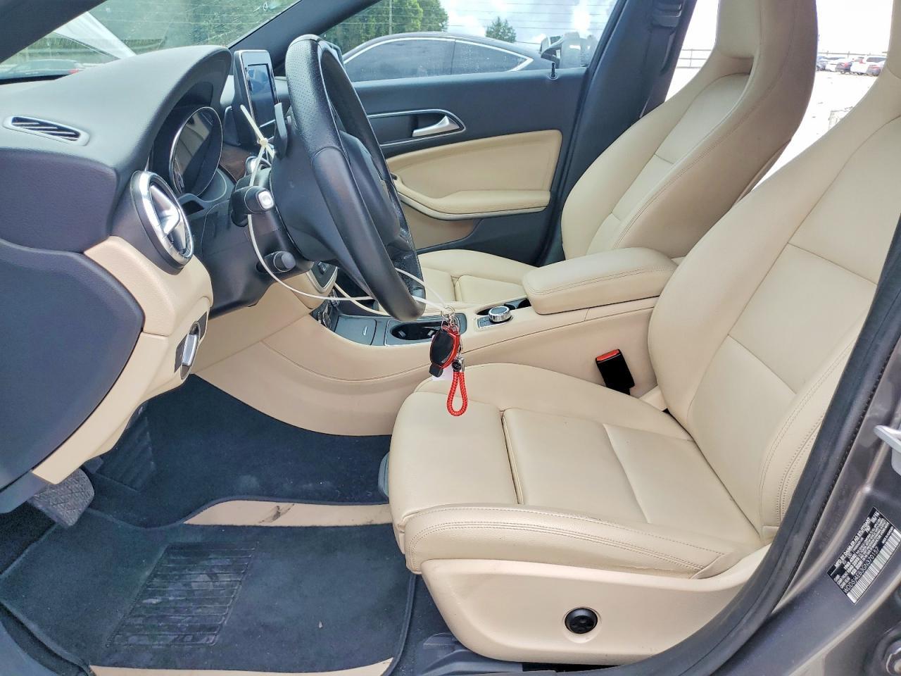 2016 Mercedes-Benz Cla 250 - zdjęcie 7