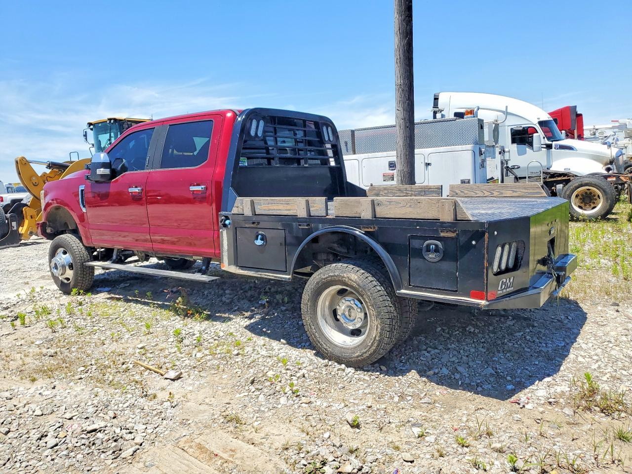 2017 Ford F350 Super Duty - zdjęcie 2
