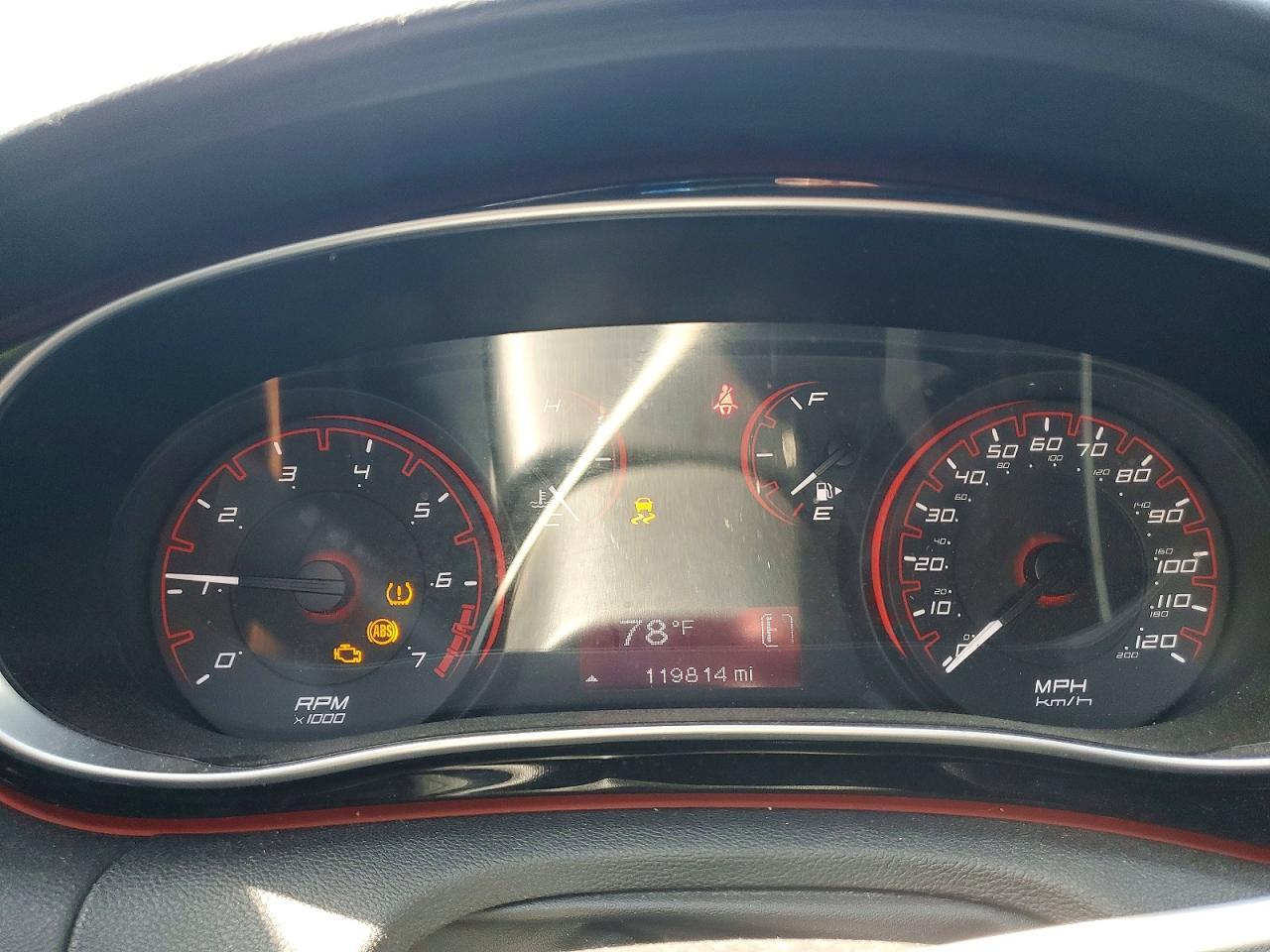 2016 Dodge Dart Sxt - zdjęcie 9