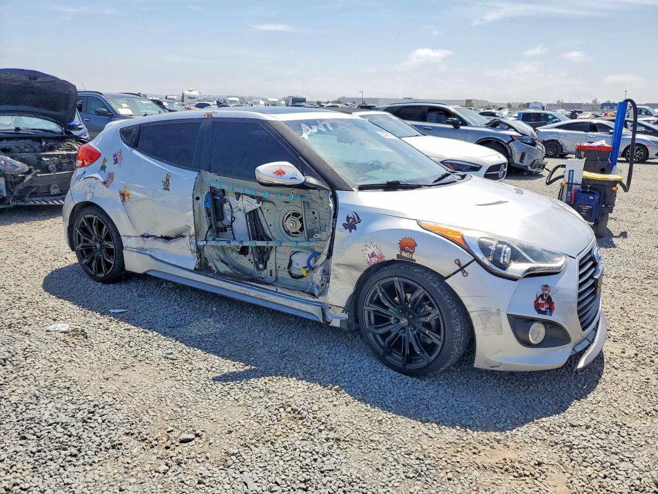 2014 Hyundai Veloster Turbo - zdjęcie 4
