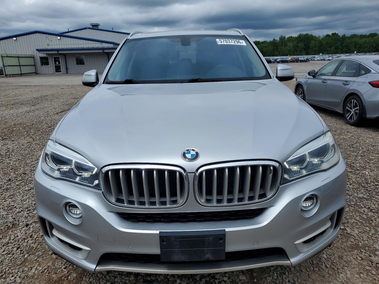 2015 BMW X5 xDrive35D - zdjęcie 5
