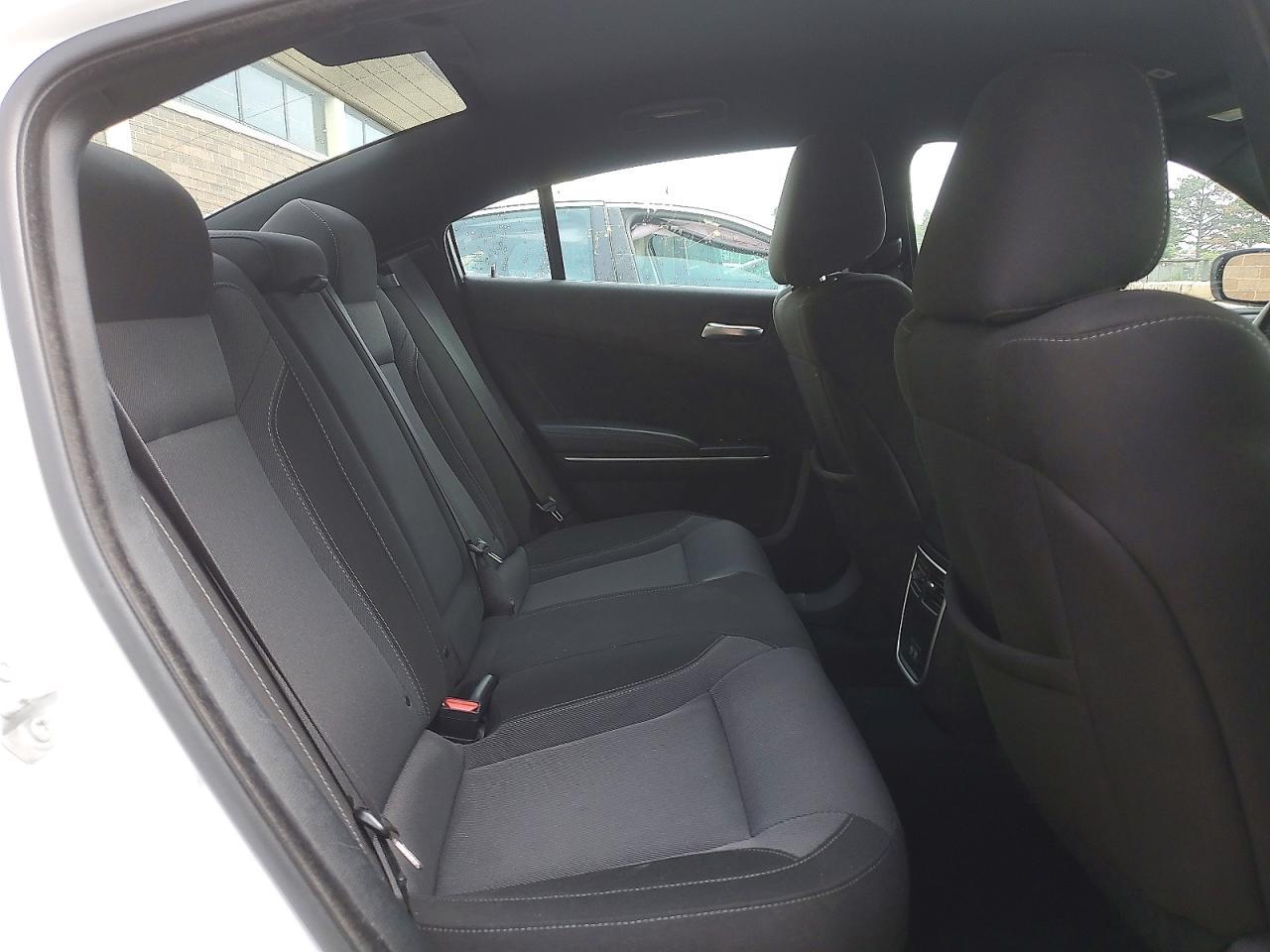 2022 Dodge Charger Sxt - zdjęcie 10