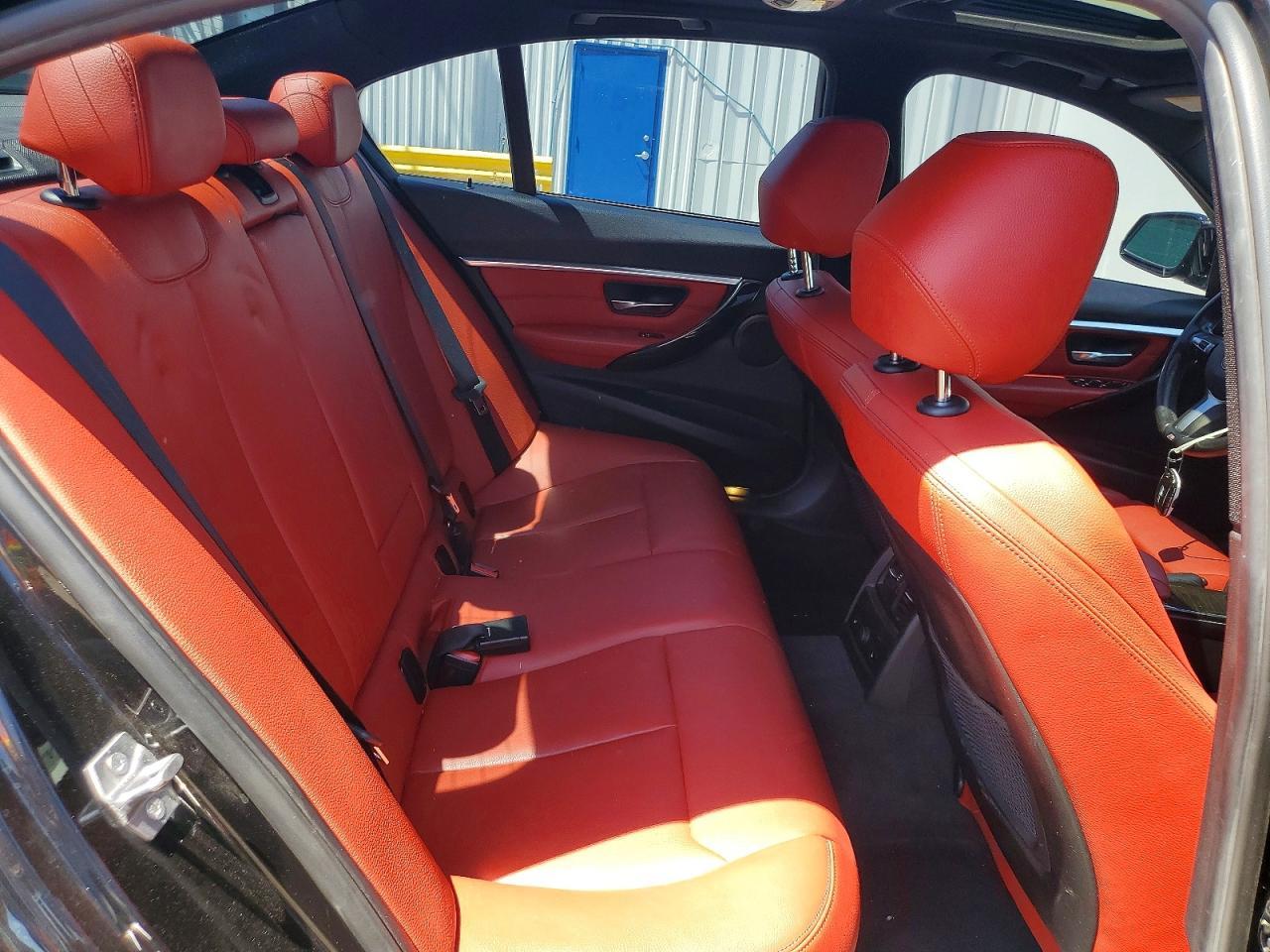 2016 BMW Seria 3 328i - zdjęcie 10
