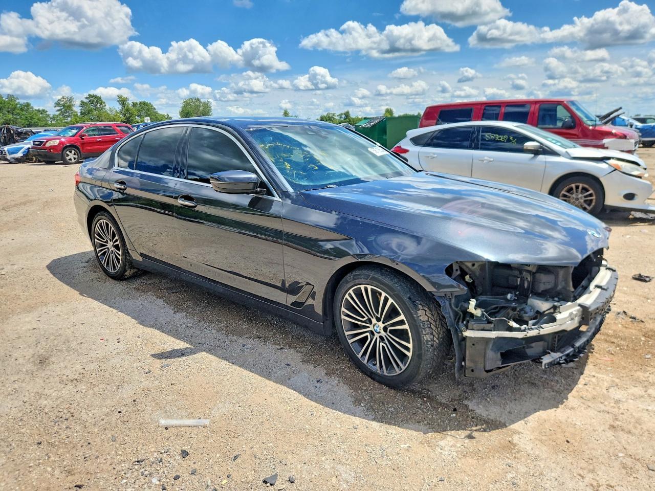 2018 BMW Seria 5 540i - zdjęcie 4