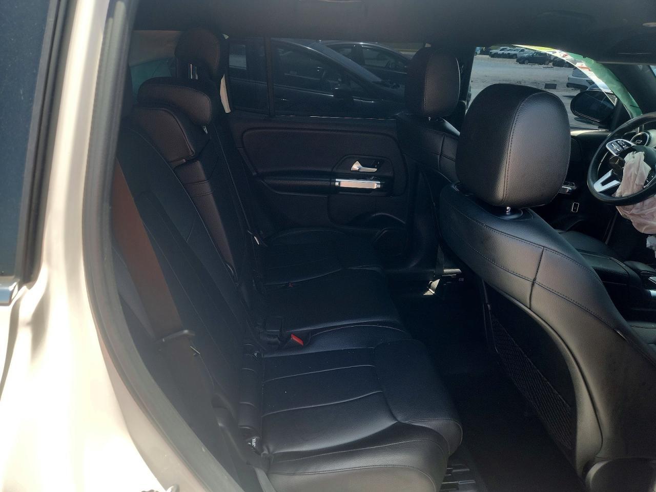 2020 Mercedes-Benz Glb 250 4Matic - zdjęcie 11