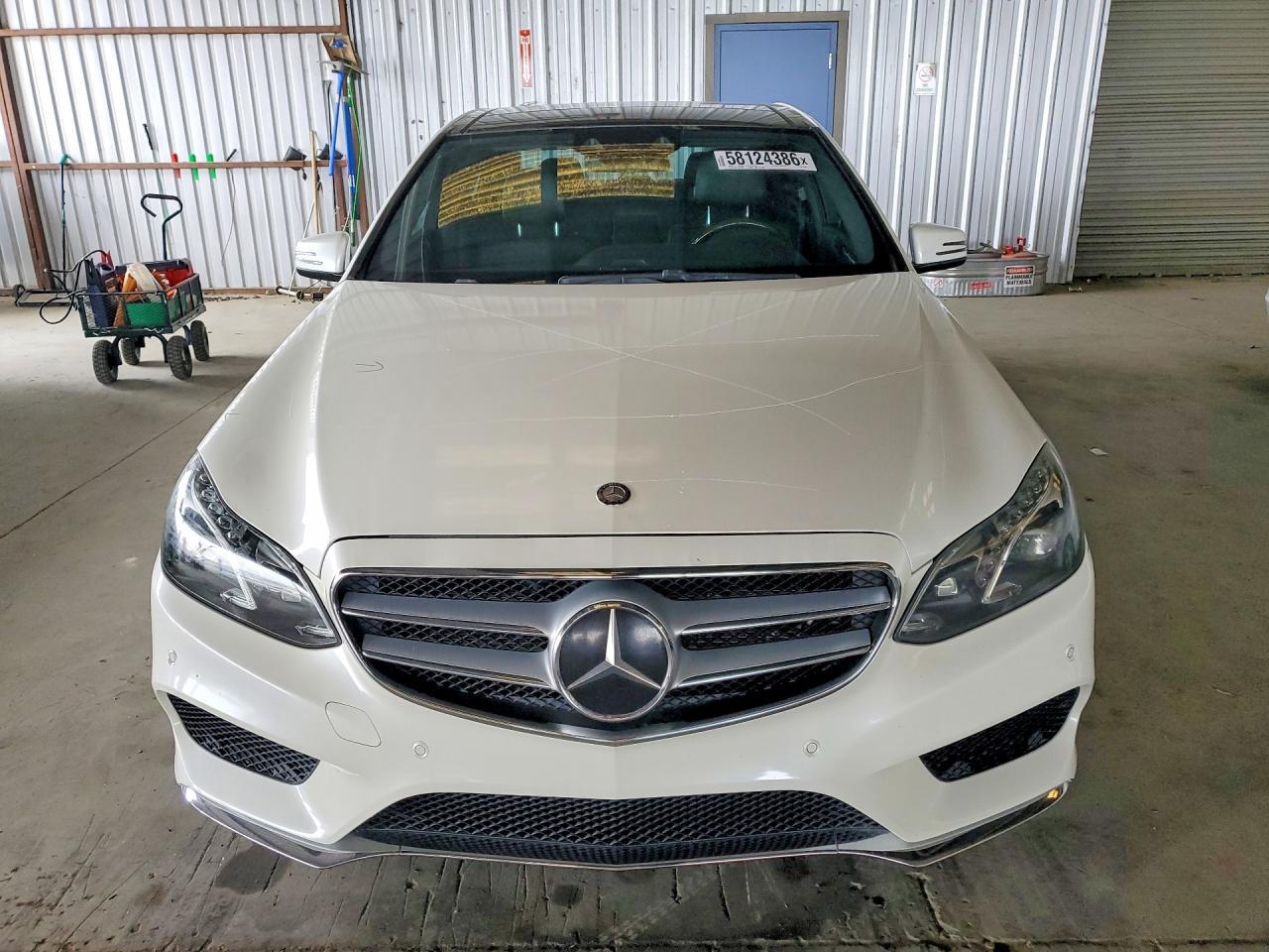 2016 Mercedes-Benz E 400 4Matic - zdjęcie 5