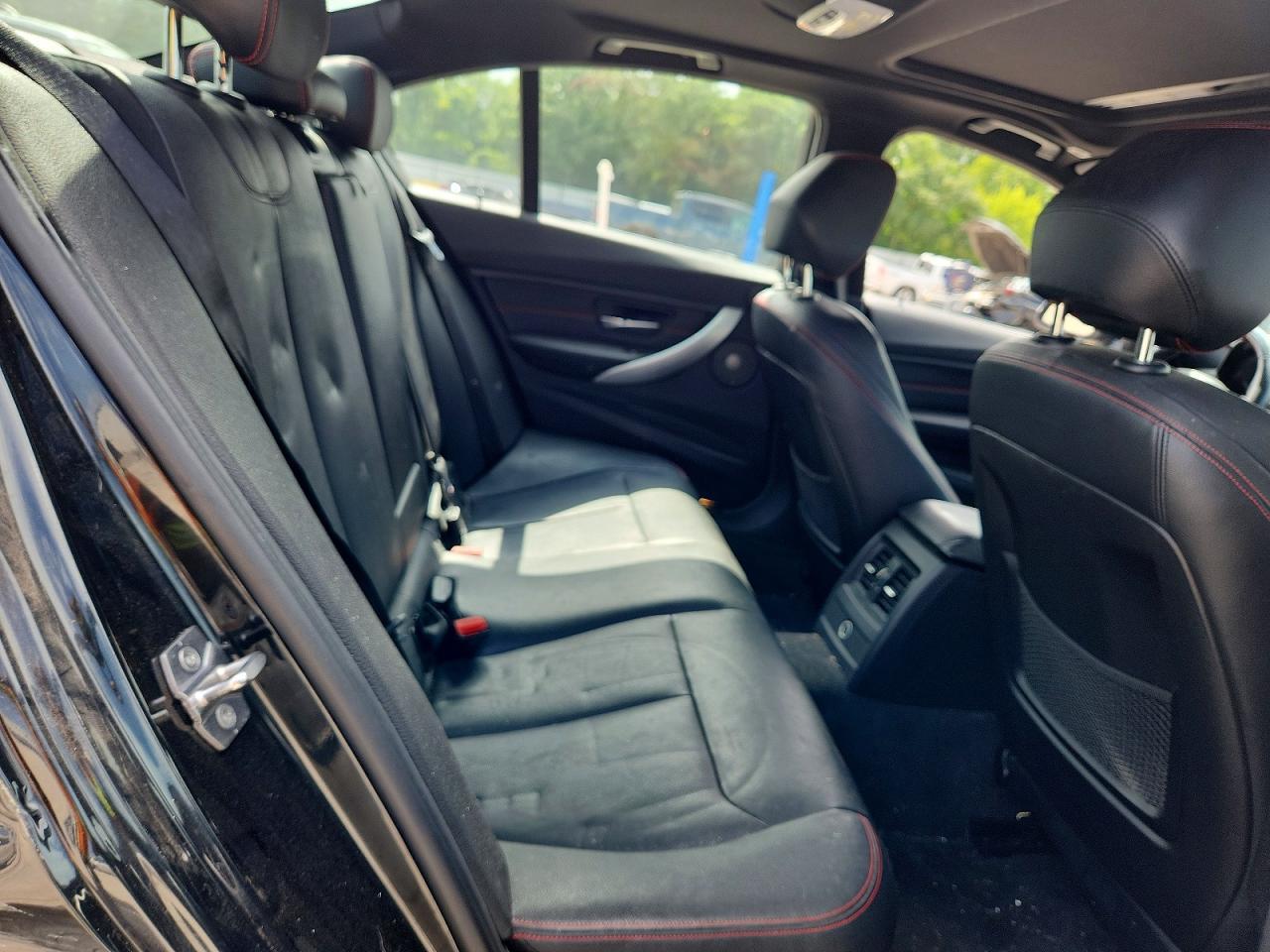 2015 BMW 335 I - zdjęcie 10