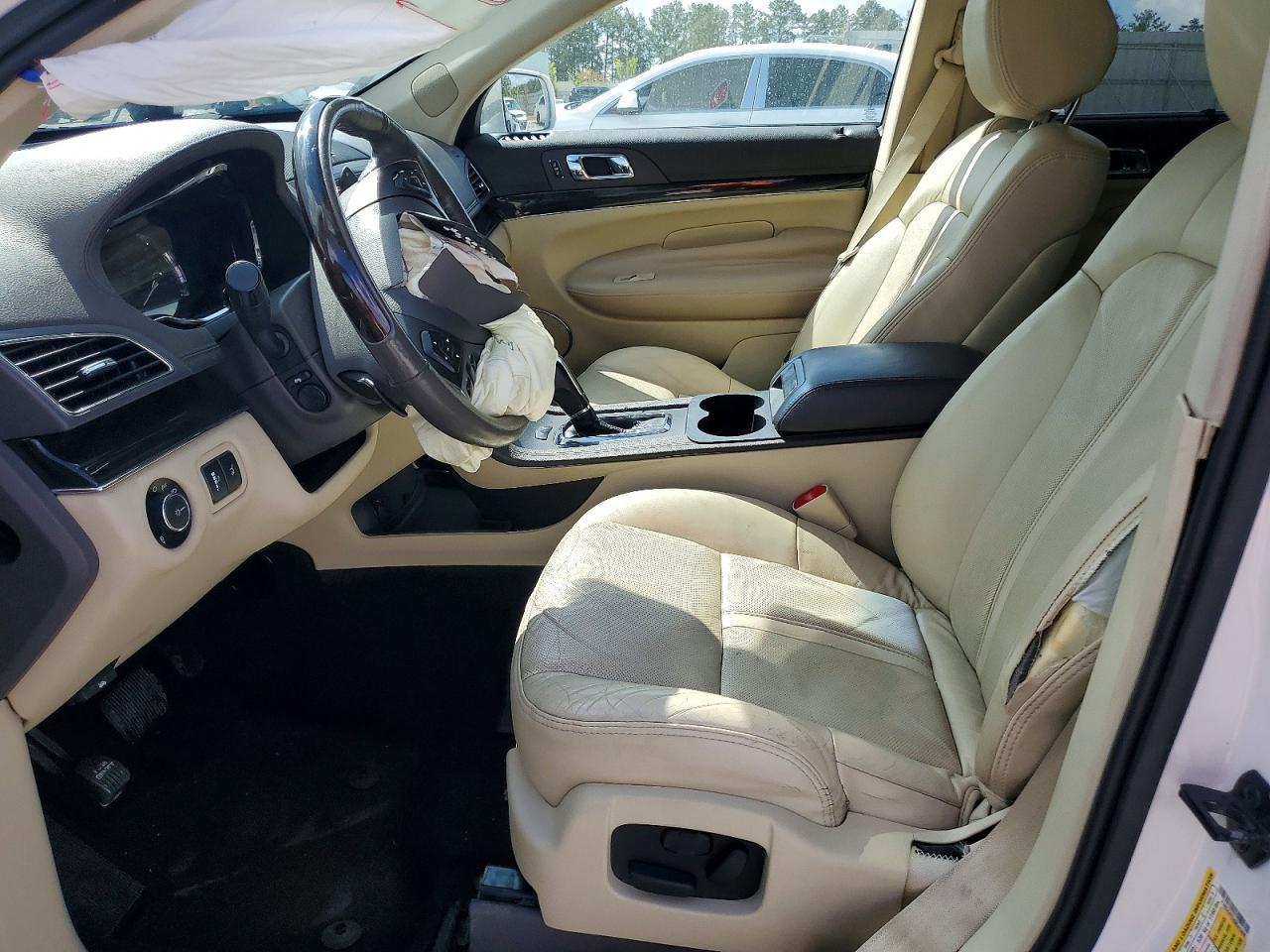 2019 Lincoln Mkt - zdjęcie 7