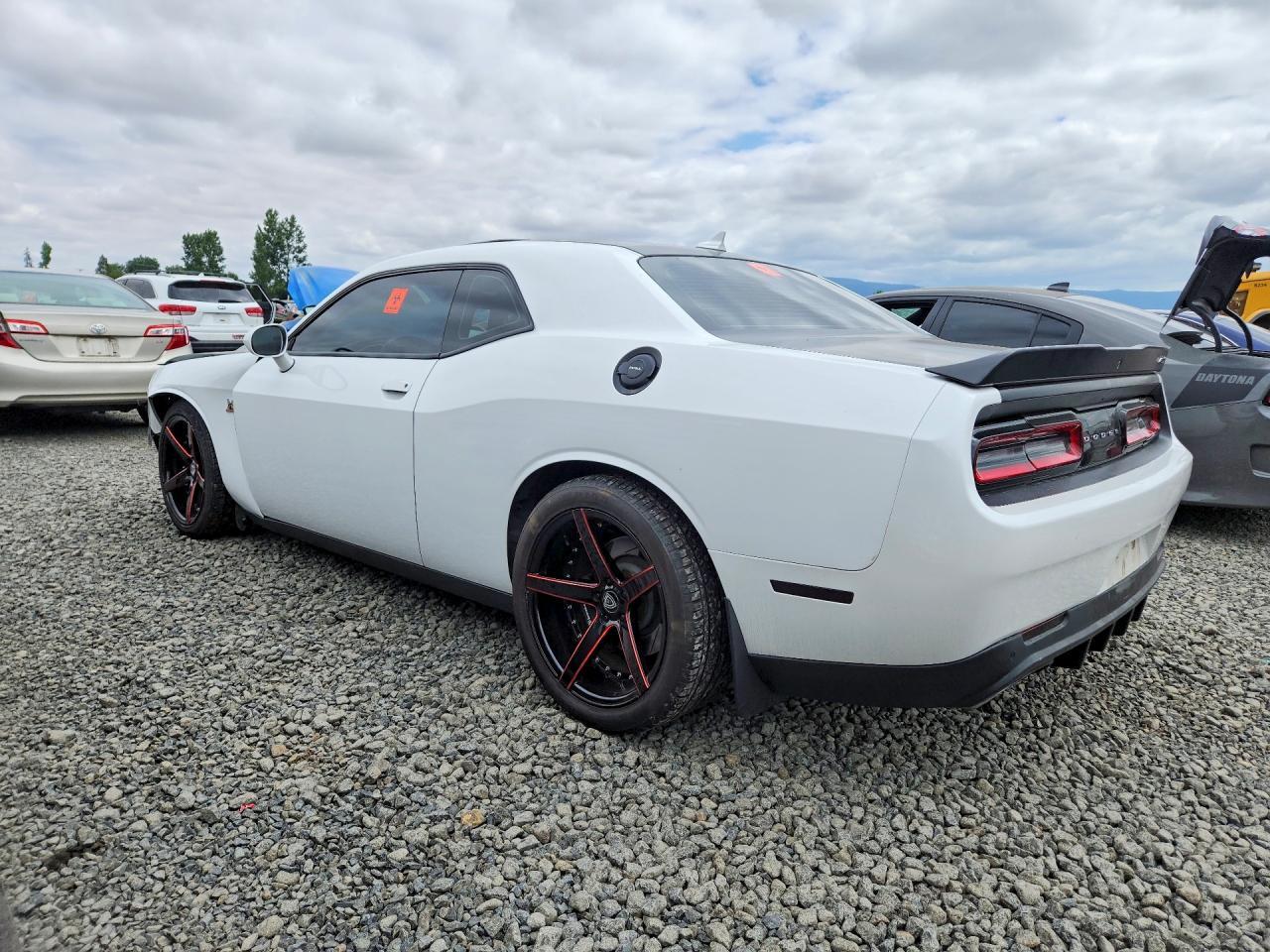 2015 Dodge Challenger R/T Scat Pack - zdjęcie 2