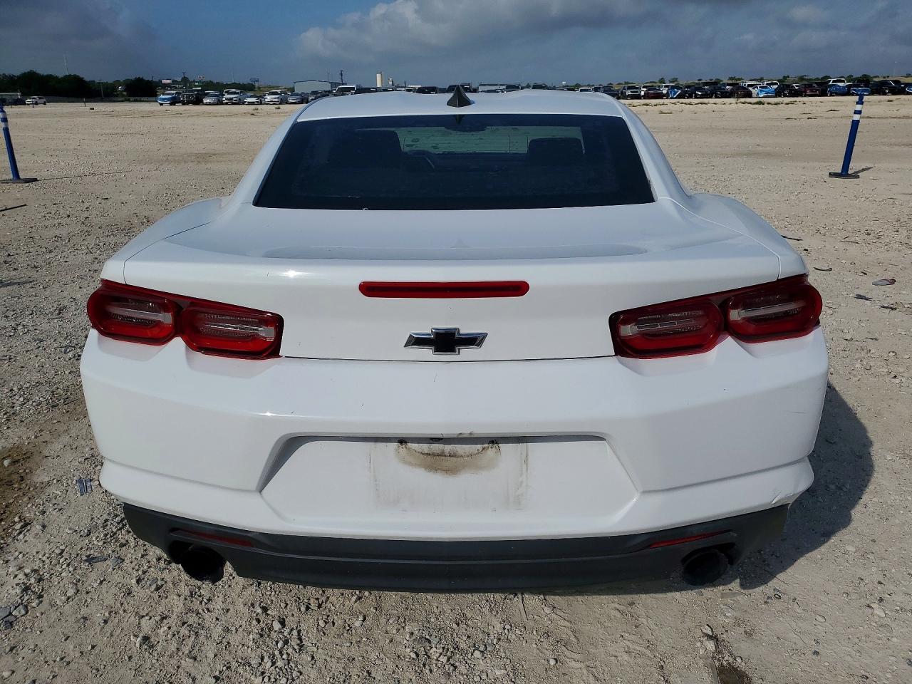 2019 Chevrolet Camaro Ls - zdjęcie 6