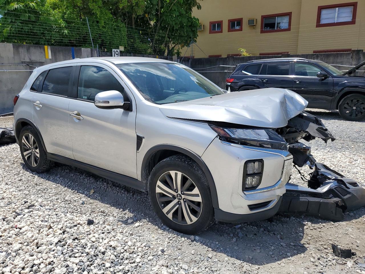 2020 Mitsubishi Outlander Sport Es - zdjęcie 4