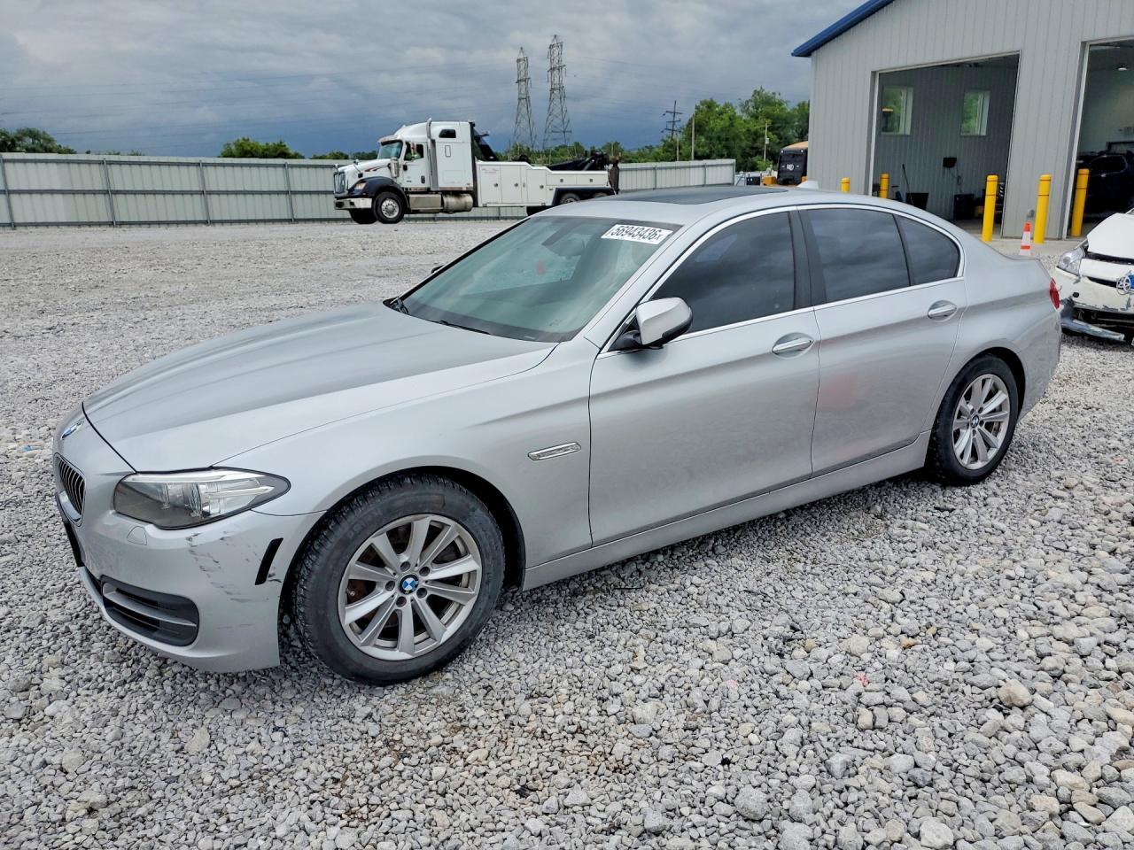 2014 BMW 528 I - zdjęcie główne