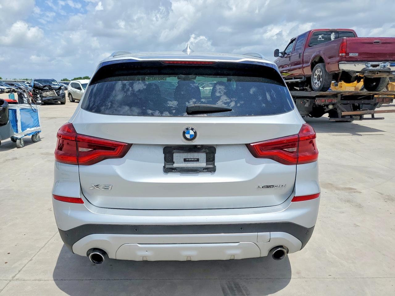 2021 BMW X3 xDrive30I - zdjęcie 6