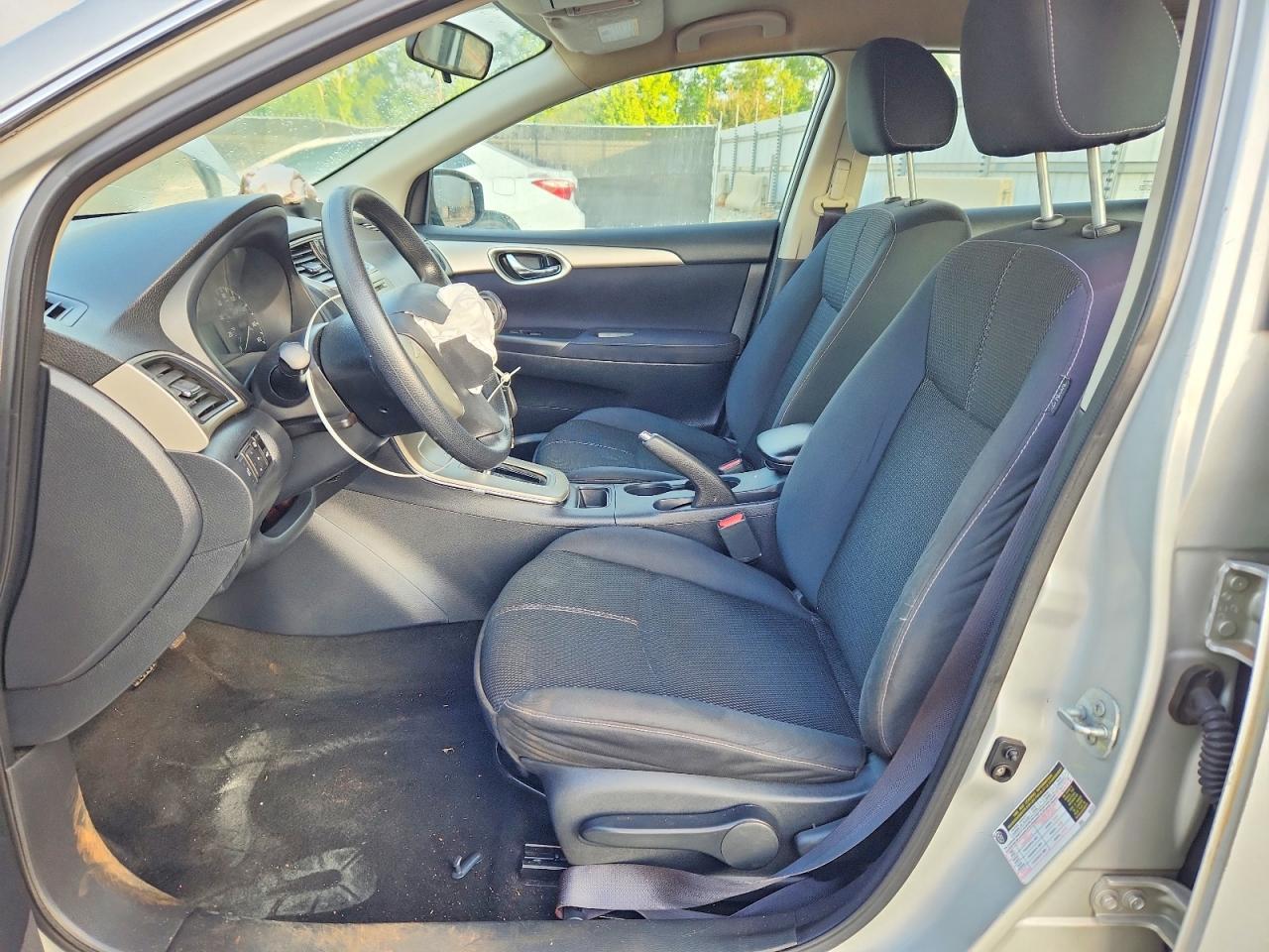 2014 Nissan Sentra S - zdjęcie 7