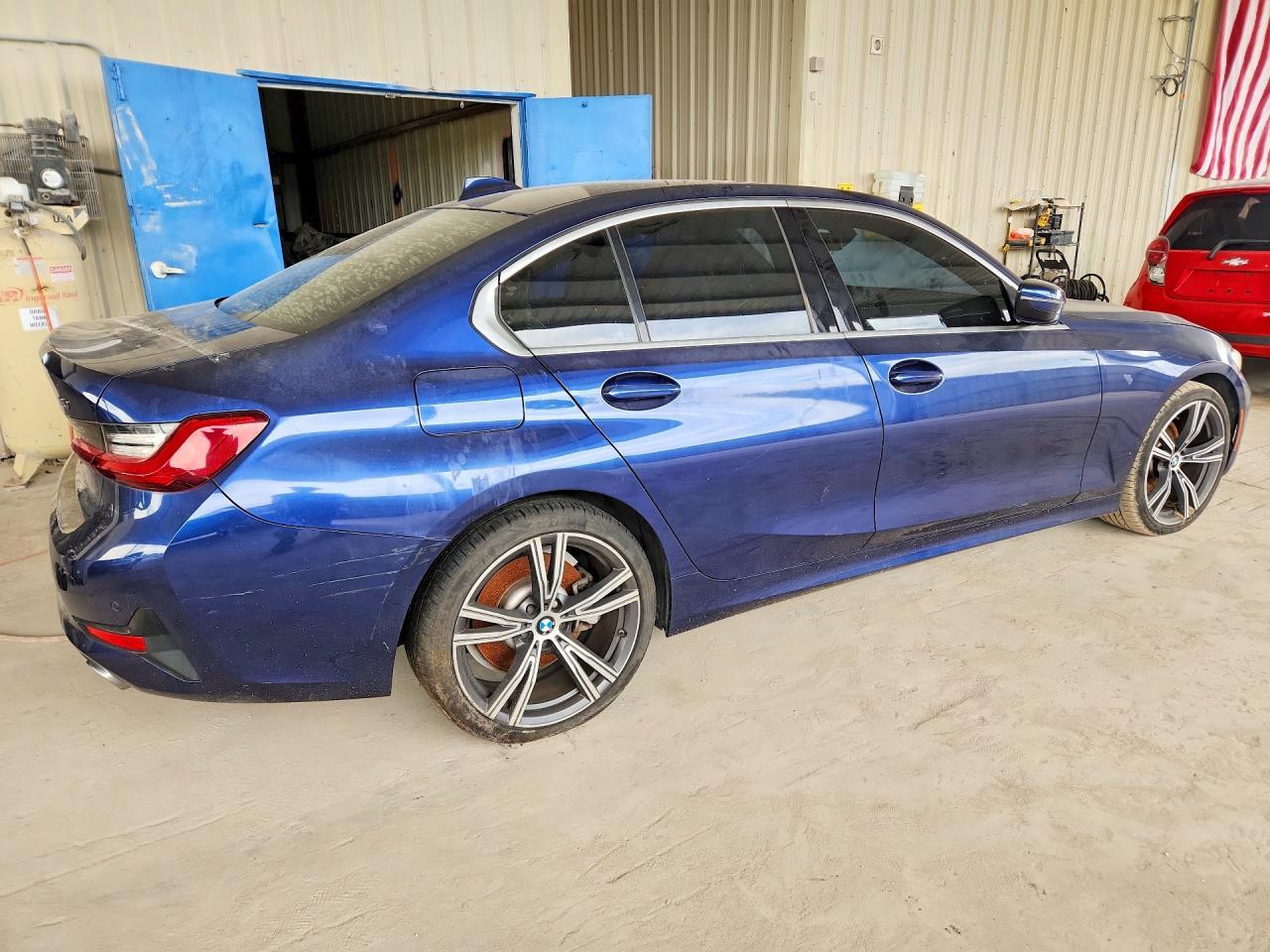 2020 BMW 330I - zdjęcie 3