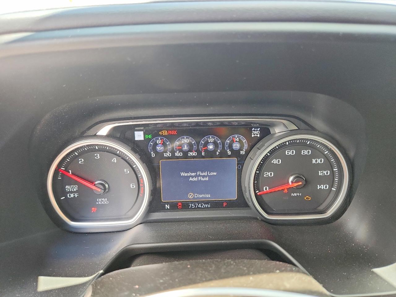 2021 Chevrolet Tahoe K1500 Z71 - zdjęcie 9