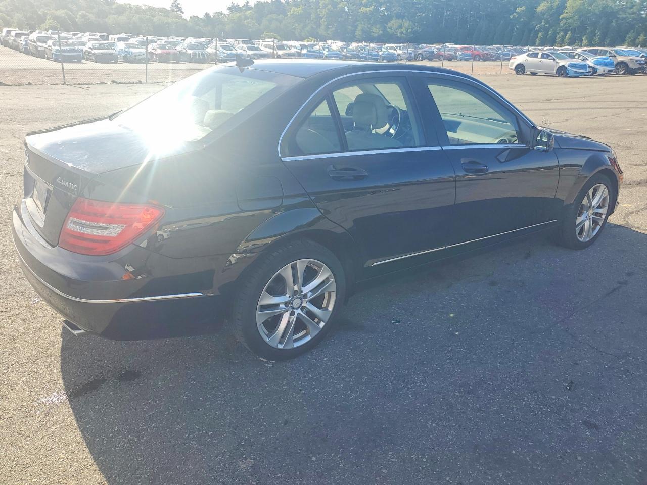 2014 Mercedes-Benz C 300 4Matic - zdjęcie 3