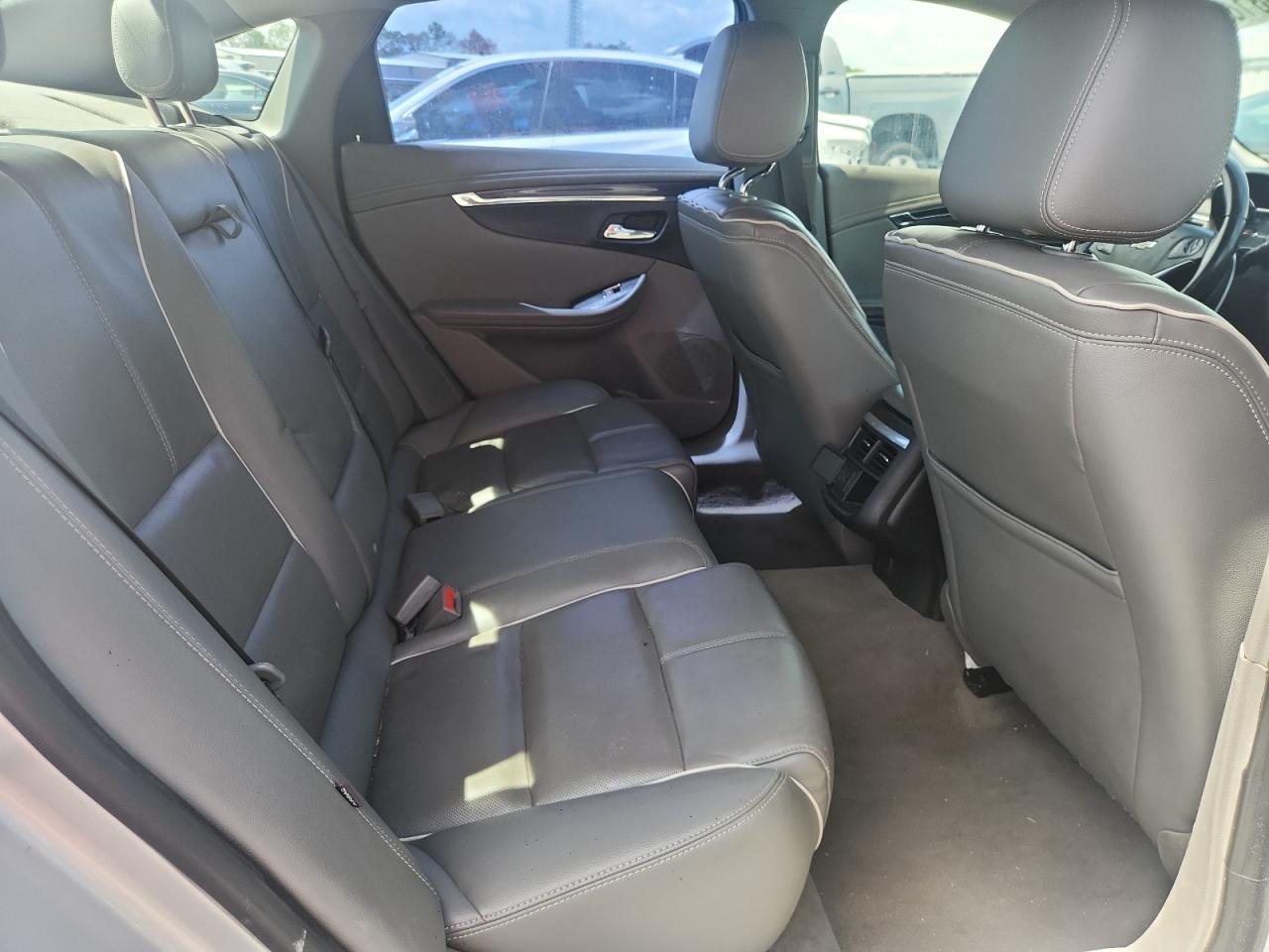 2018 Chevrolet Impala Premier - zdjęcie 10