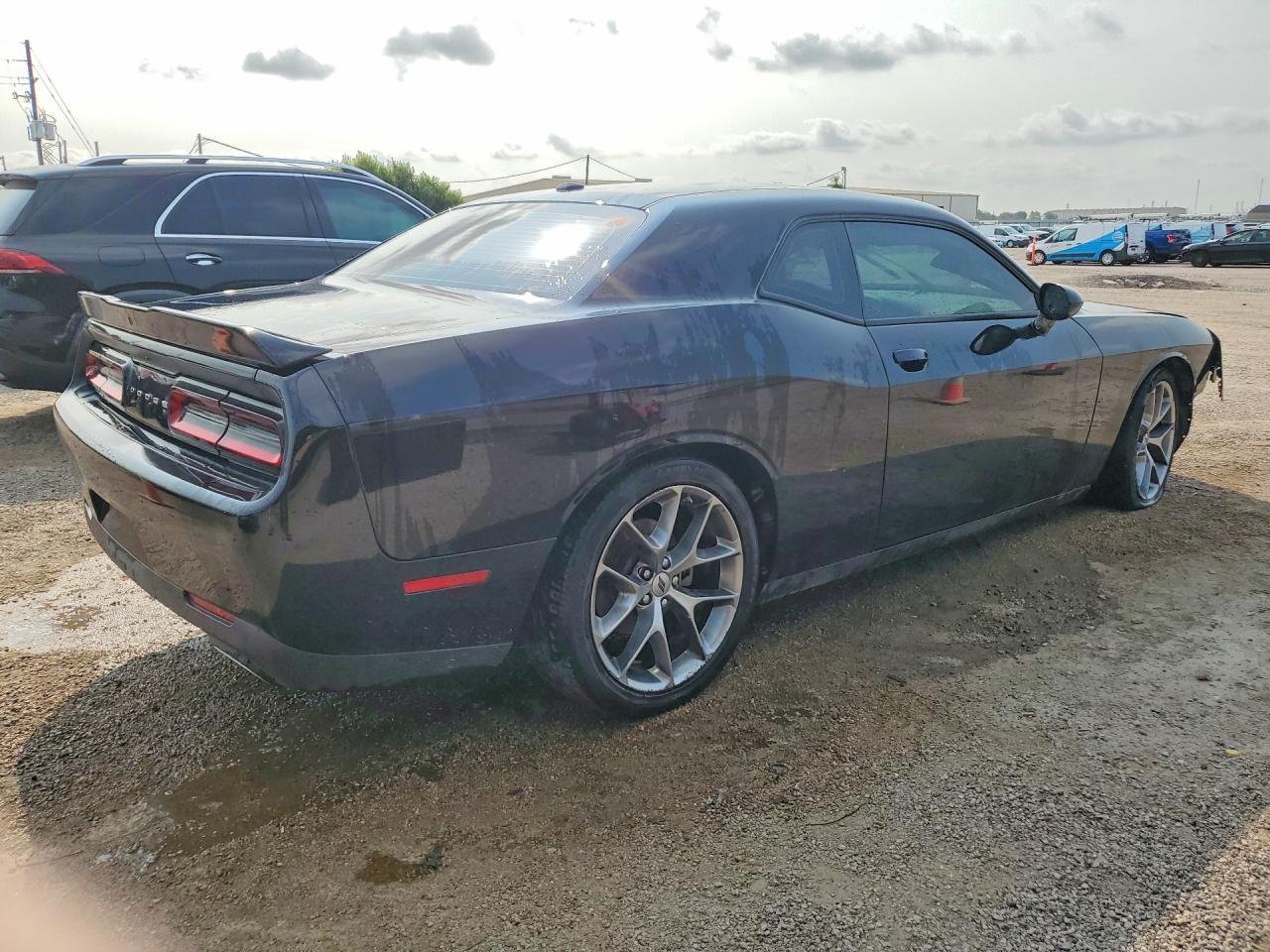 2022 Dodge Challenger Gt - zdjęcie 3