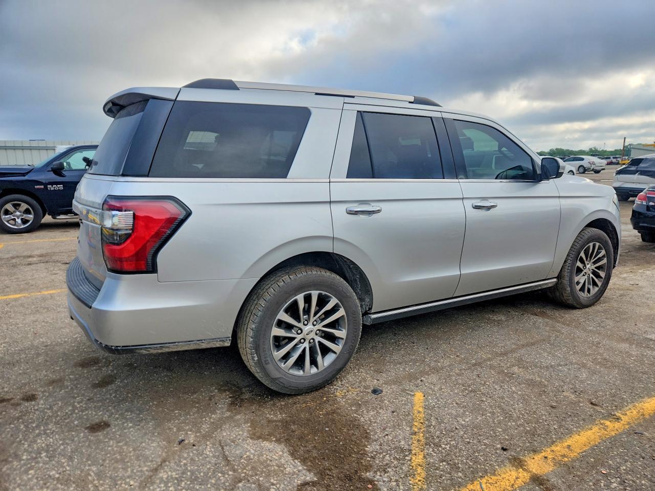 2018 Ford Expedition Limited - zdjęcie 3