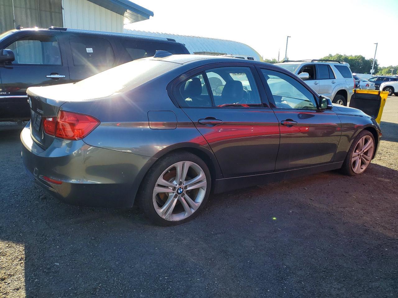 2015 BMW 328 Xi - zdjęcie 3