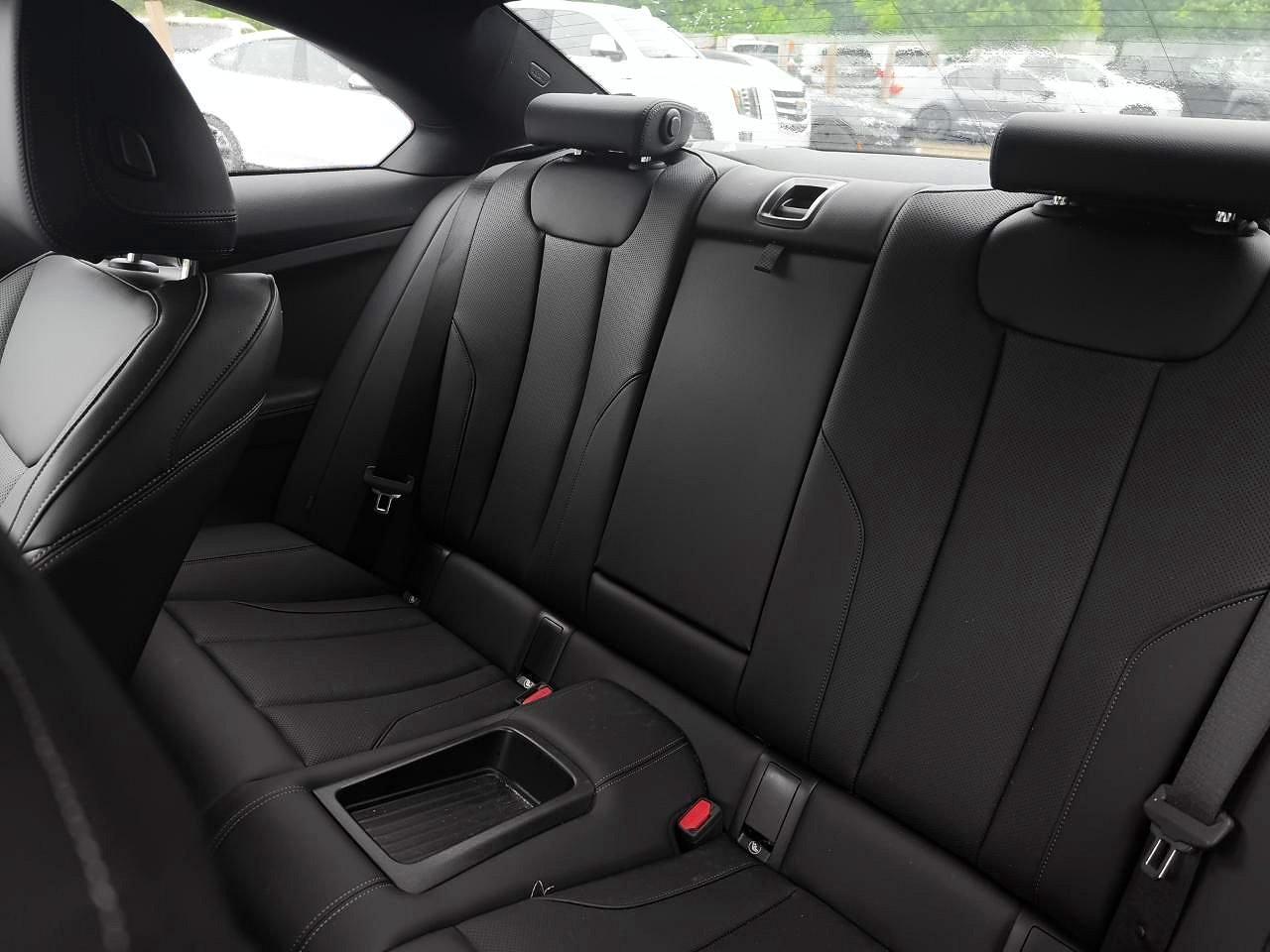 2026 BMW 230Xi - zdjęcie 11