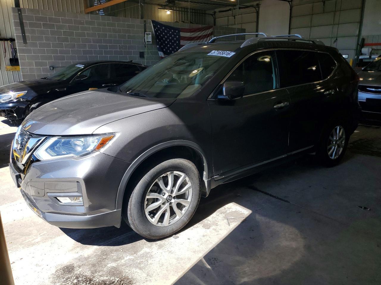 2017 Nissan Rogue S - zdjęcie główne