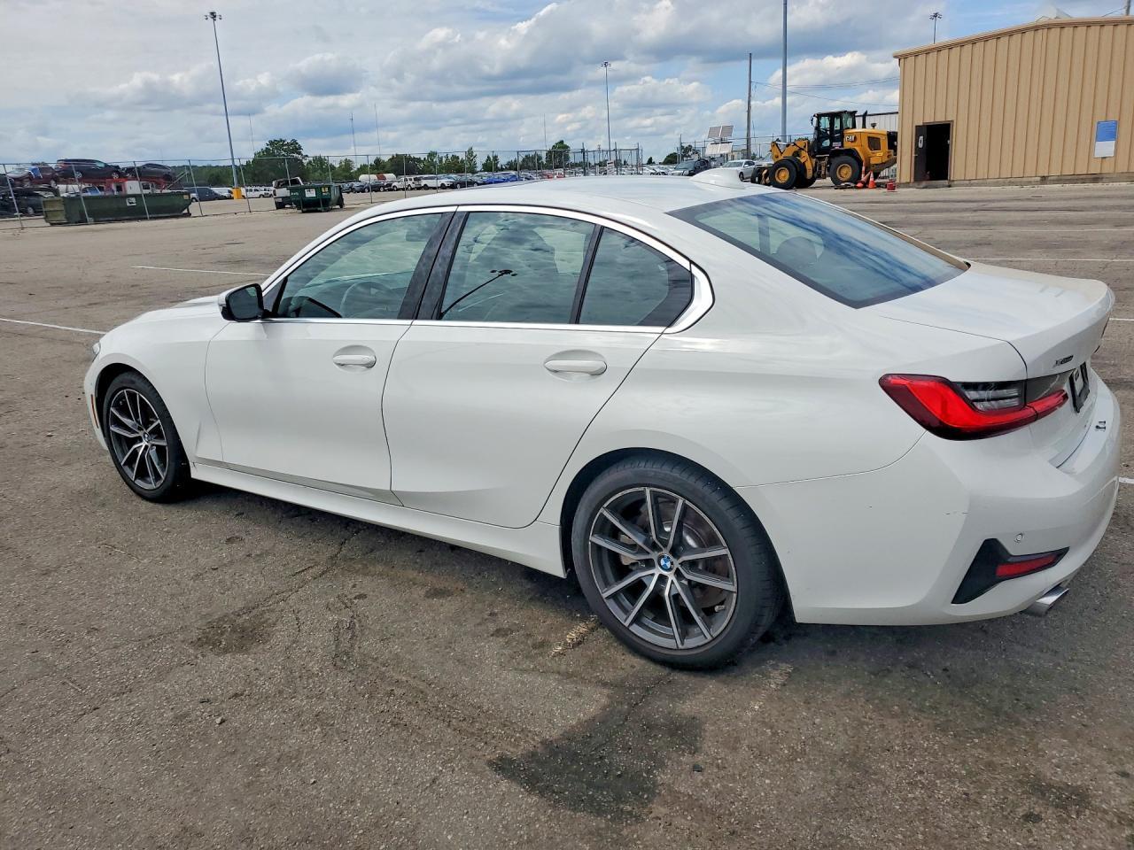 2020 BMW Seria 3 330i - zdjęcie 2