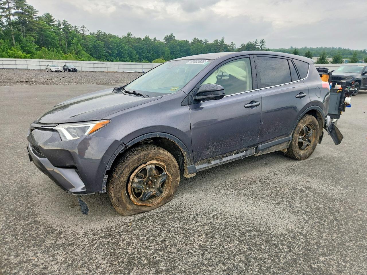 2018 Toyota Rav4 Le - zdjęcie główne