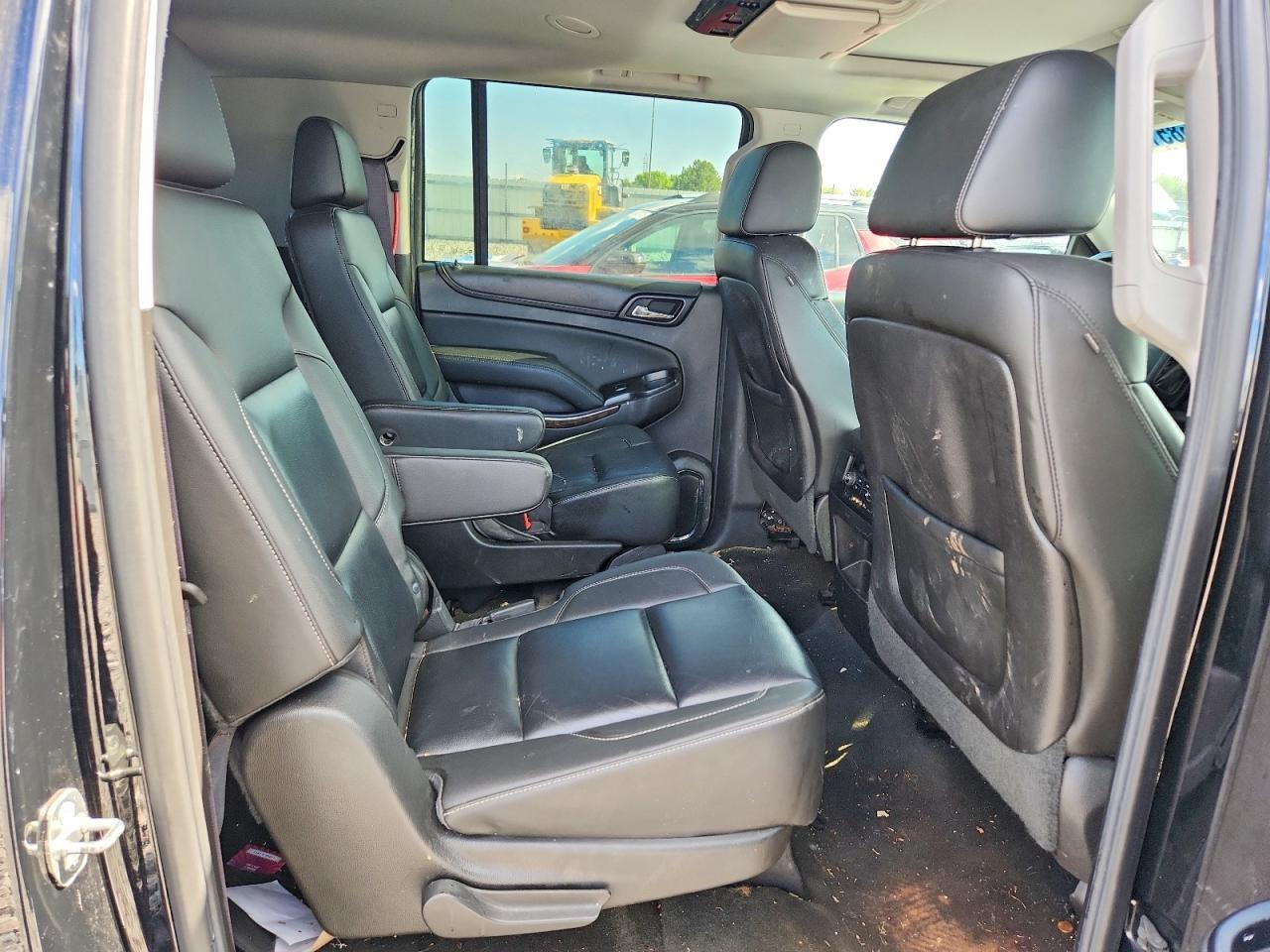 2015 Chevrolet Suburban K1500 Lt - zdjęcie 11