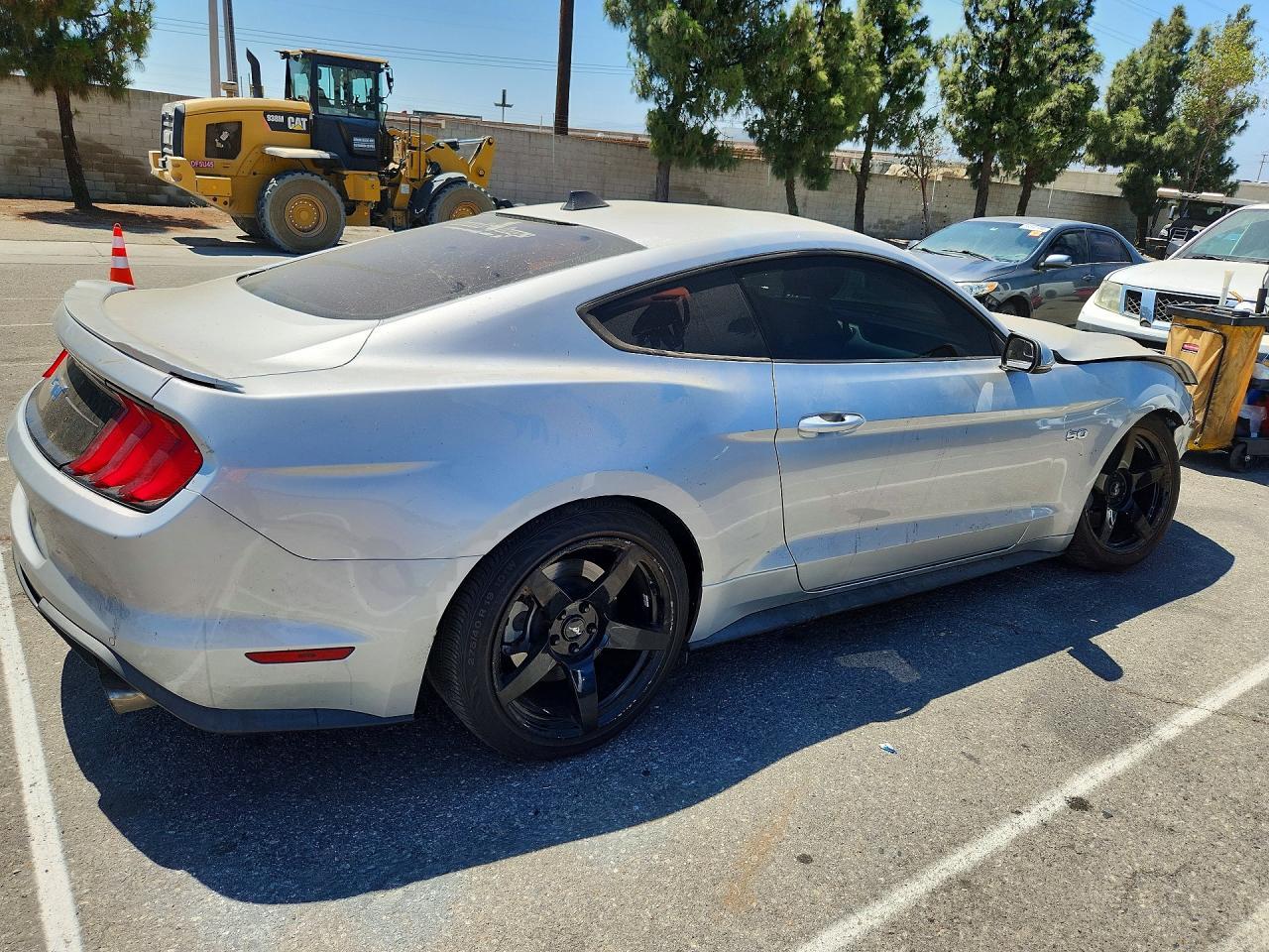 2019 Ford Mustang Gt - zdjęcie 3