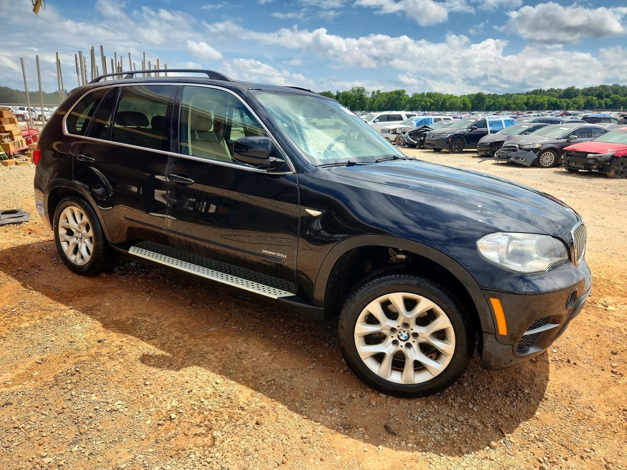 2013 BMW X5 xDrive35I - zdjęcie 4