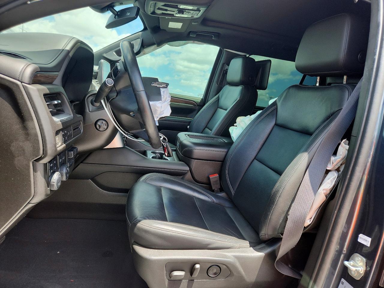 2021 Chevrolet Tahoe K1500 Z71 - zdjęcie 7