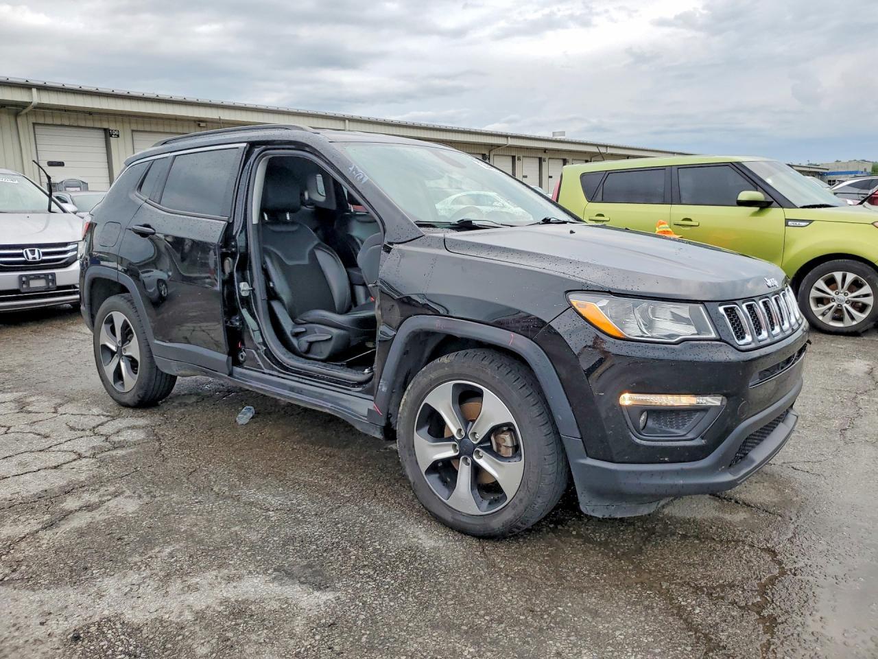 2018 Jeep Compass Latitude - zdjęcie 4