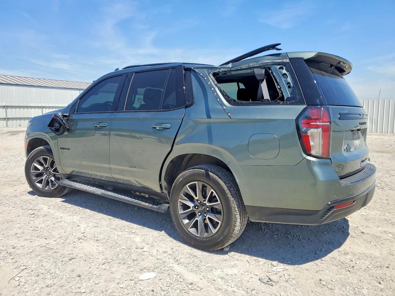 2023 Chevrolet Tahoe K1500 Z71 - zdjęcie 2