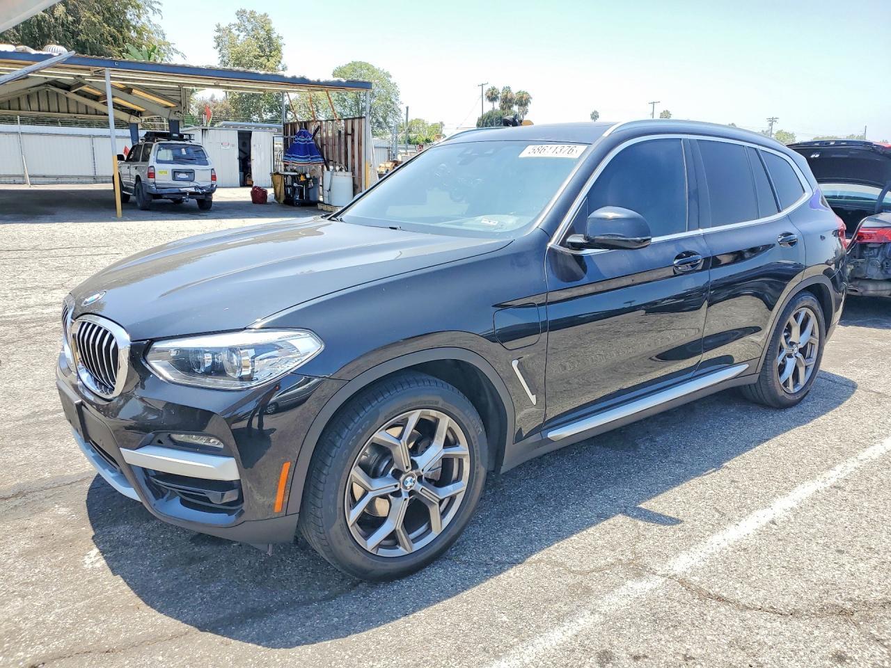 BMW X3 - zdjęcie 1