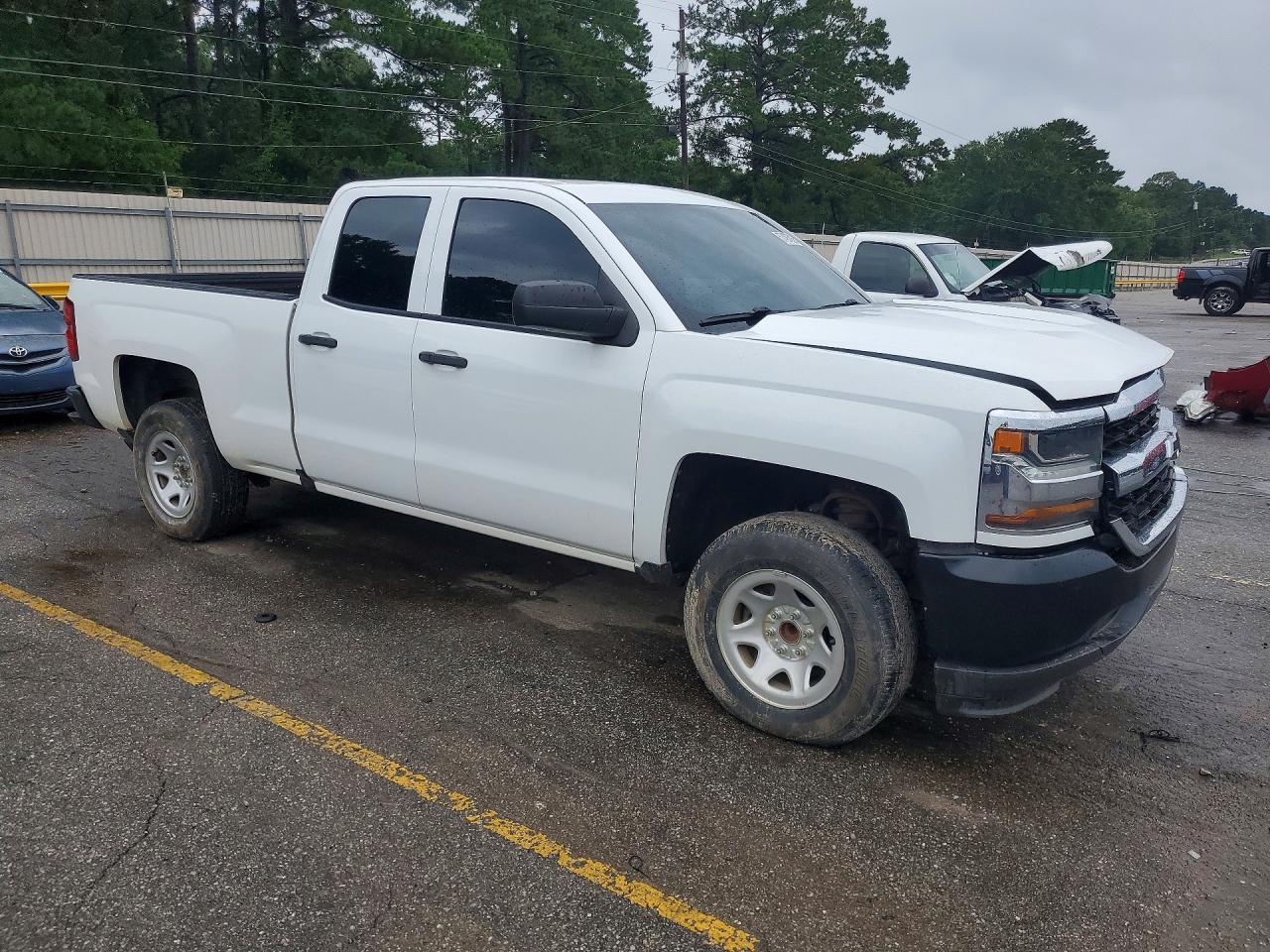 2018 Chevrolet Silverado 1500 Wt - zdjęcie 4