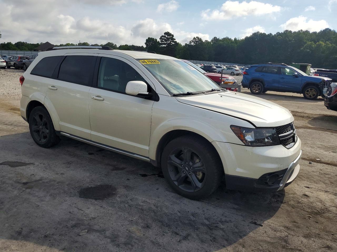 2018 Dodge Journey Crossroad - zdjęcie 4