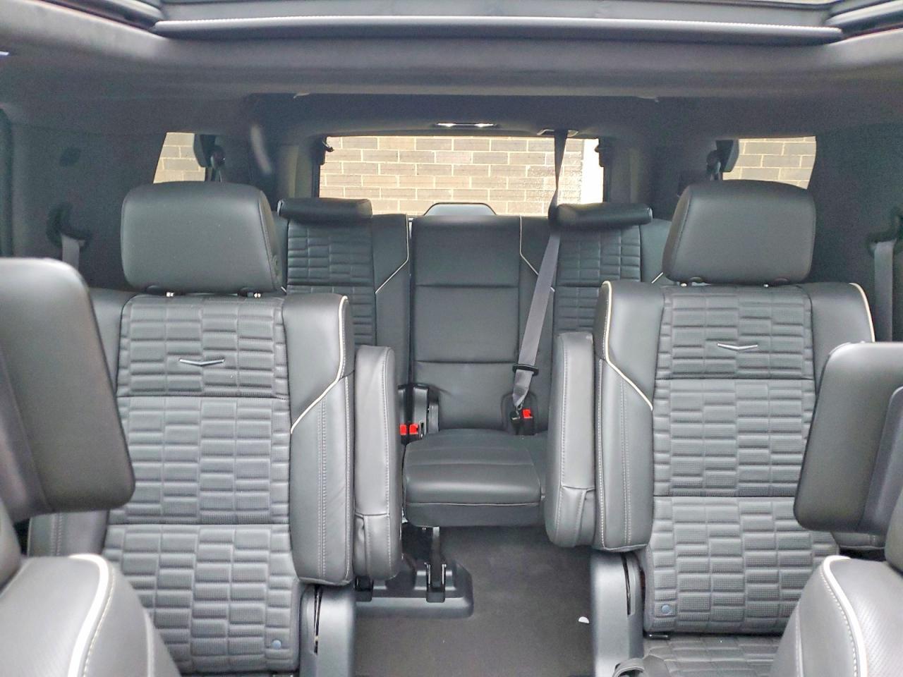 2023 Cadillac Escalade Sport Platinum - zdjęcie 10
