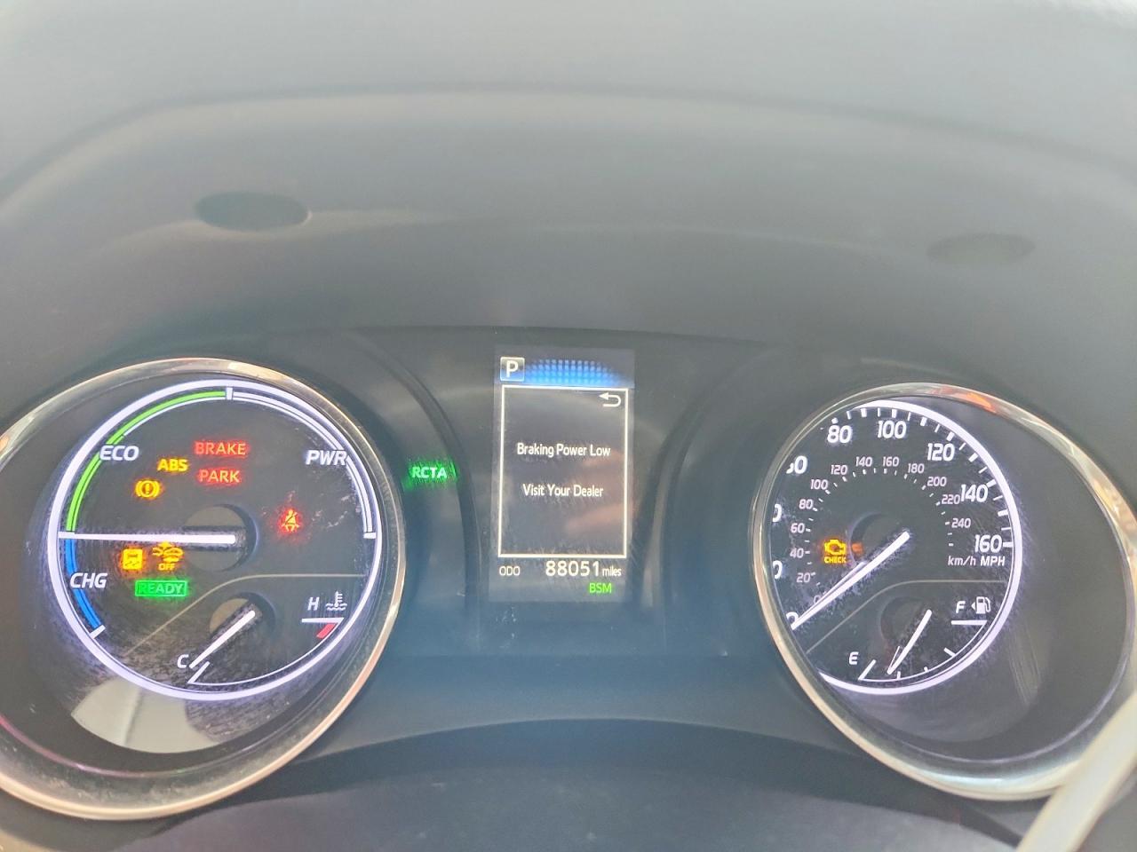 2019 Toyota Camry Hybrid Le - zdjęcie 9