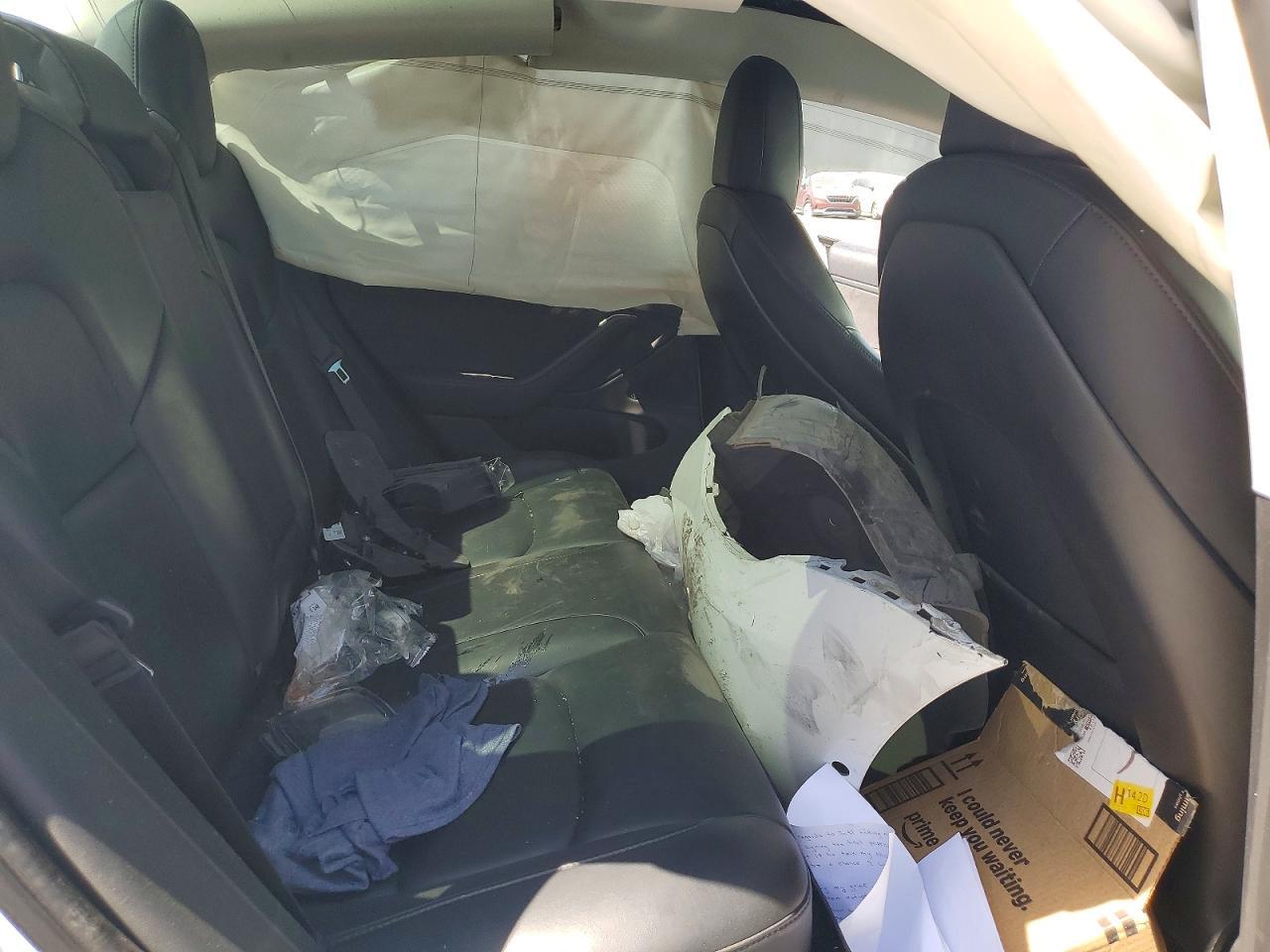 2020 Tesla Model 3 - zdjęcie 10