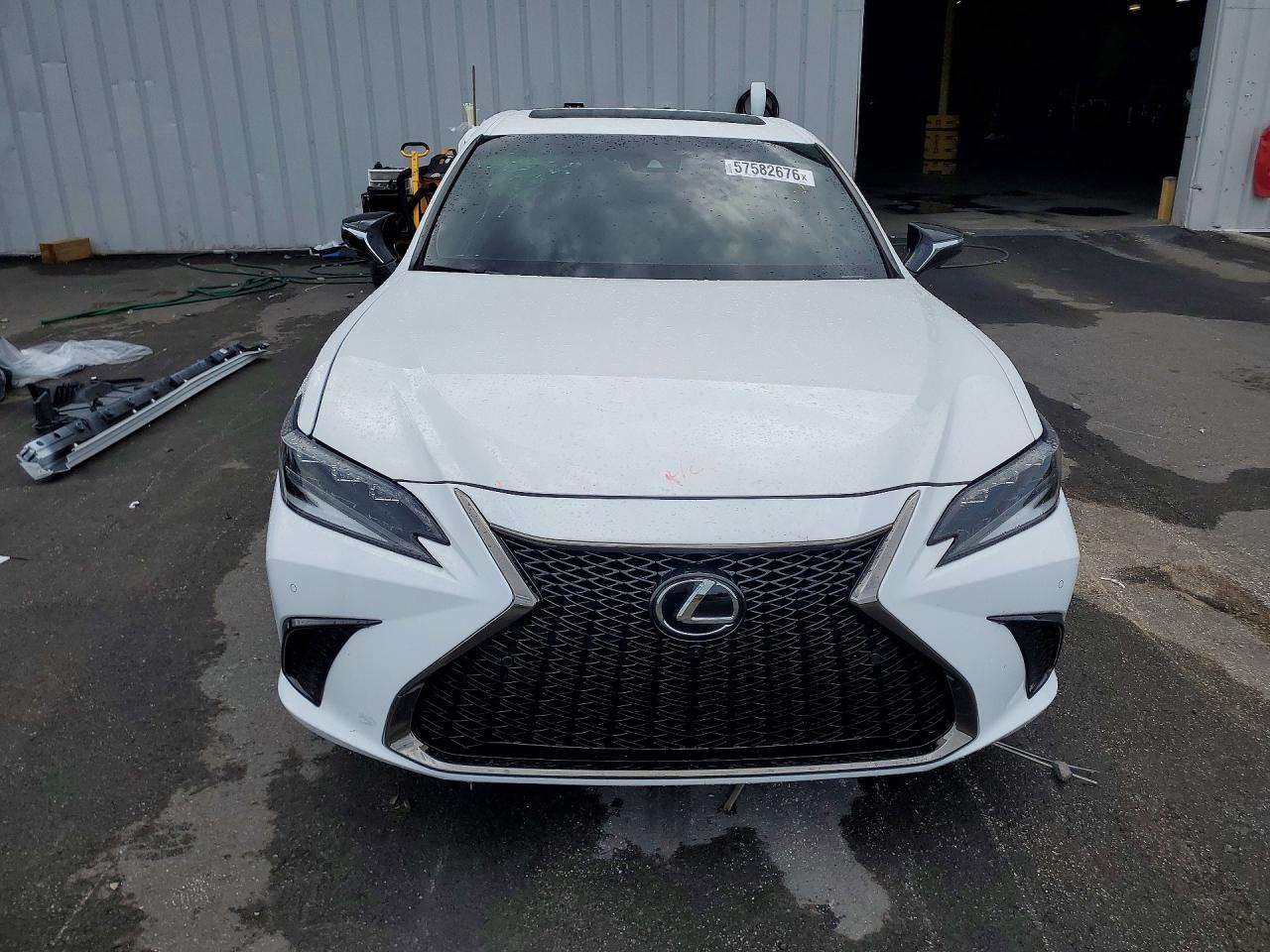 2025 Lexus Es 350 F Sport Handling - zdjęcie 5