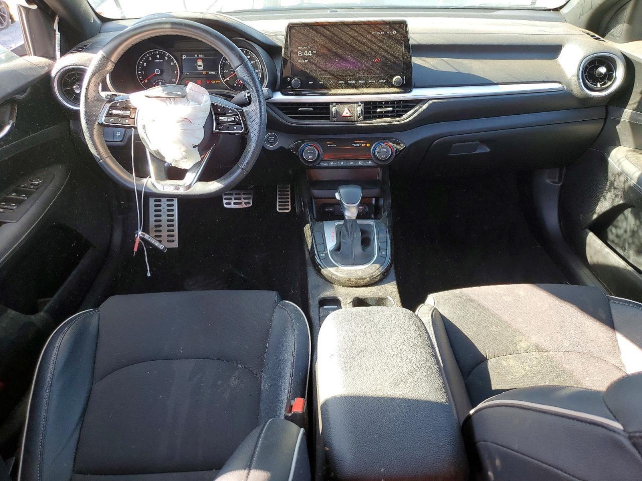 2024 Kia Forte Gt Line - zdjęcie 8