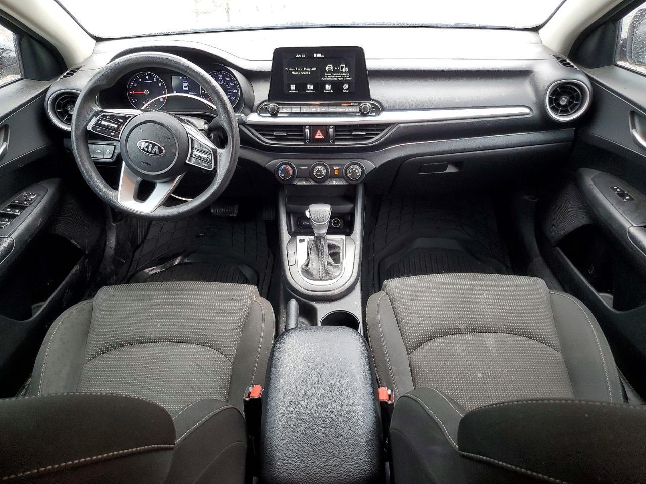 2021 Kia Forte Lxs - zdjęcie 8
