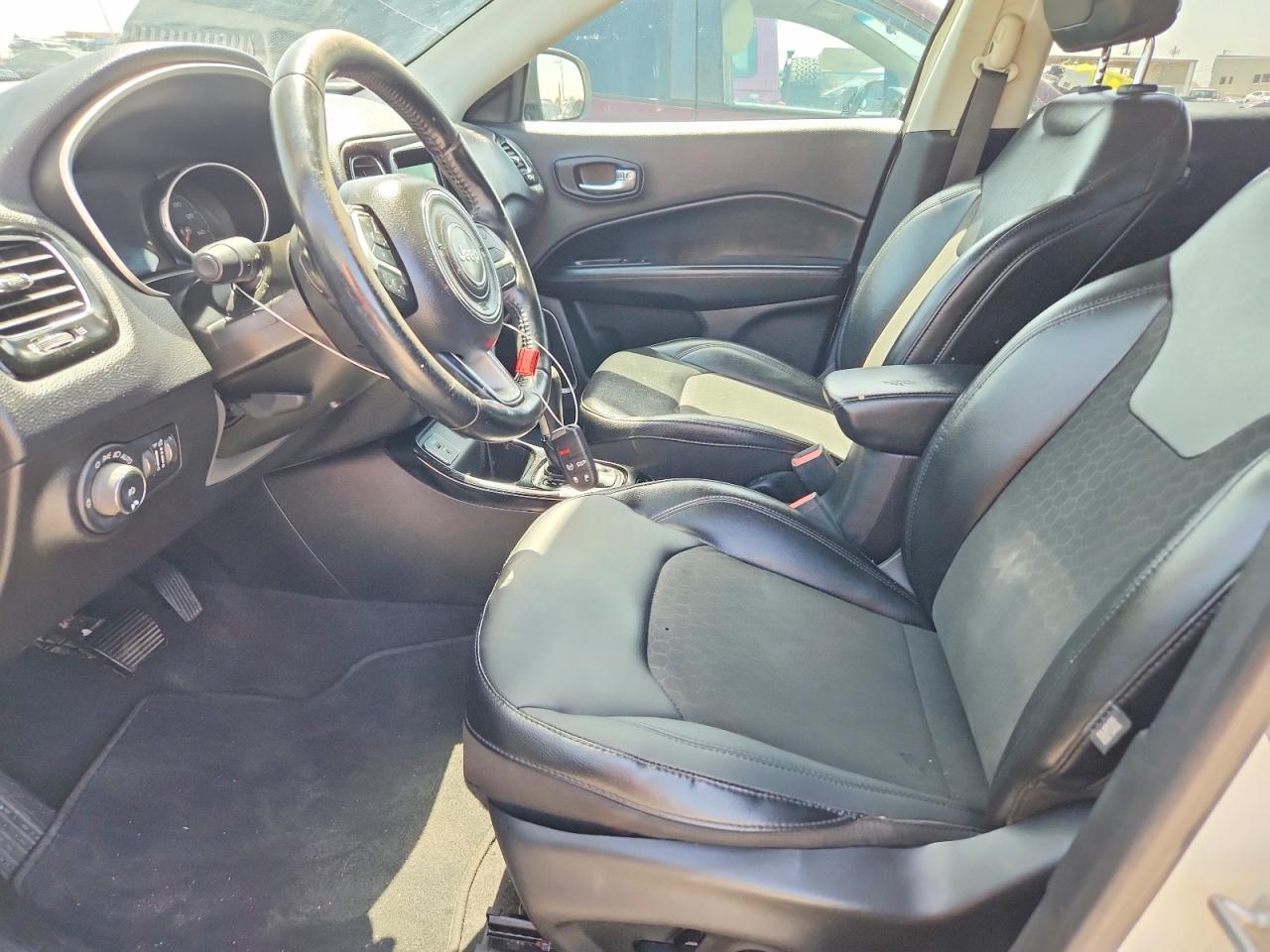 2020 Jeep Compass Latitude - zdjęcie 7