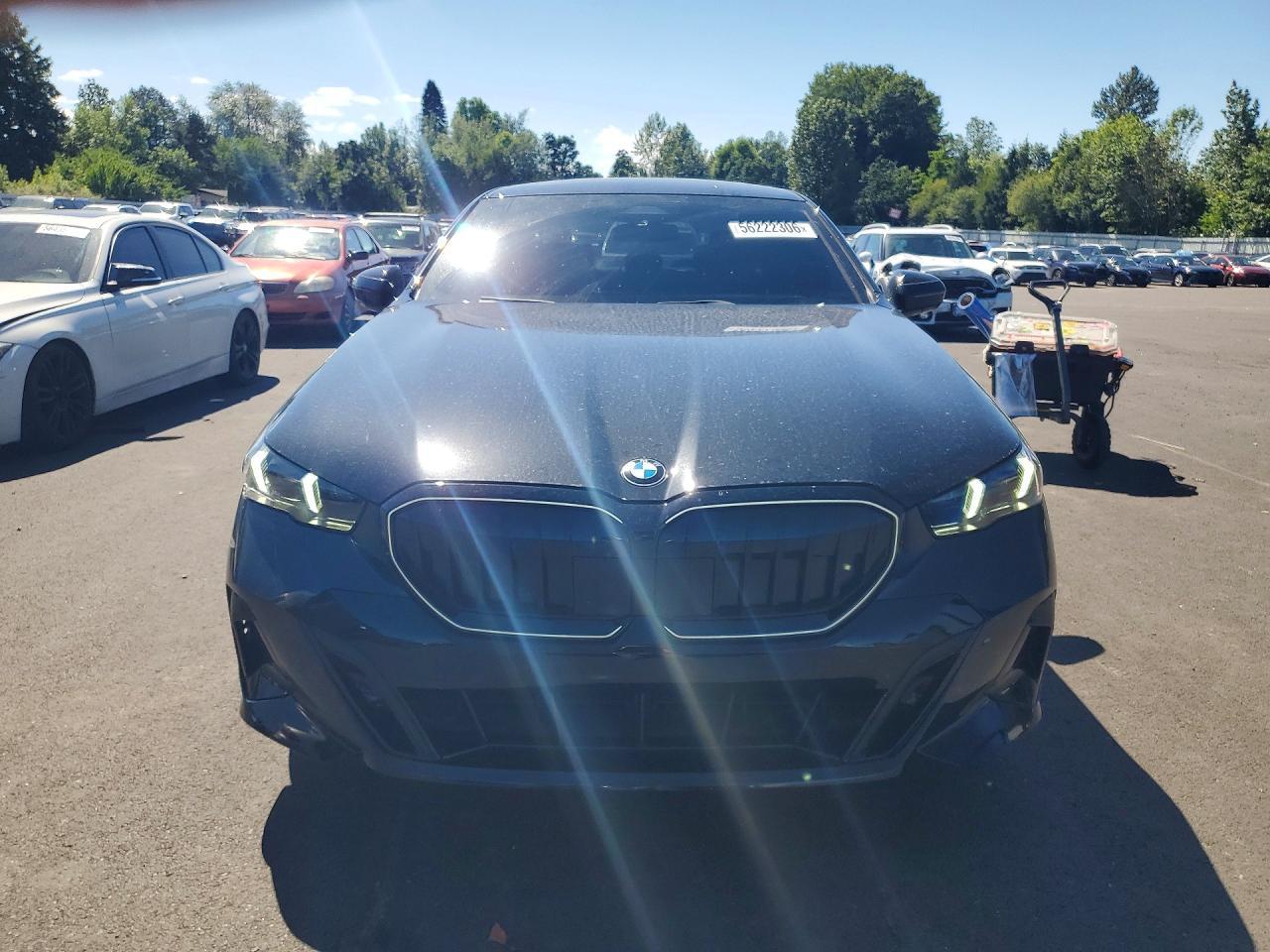 2024 BMW 530 Xi - zdjęcie 5