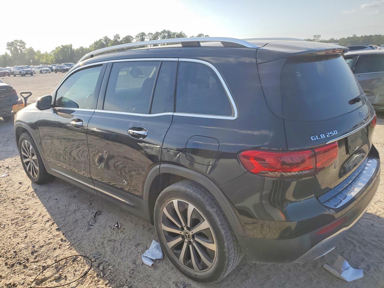 2020 Mercedes-Benz Glb 250 - zdjęcie 2