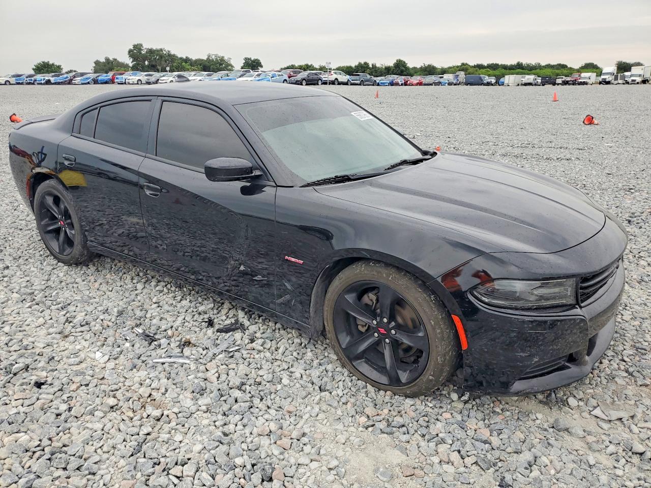 2018 Dodge Charger R - zdjęcie 4