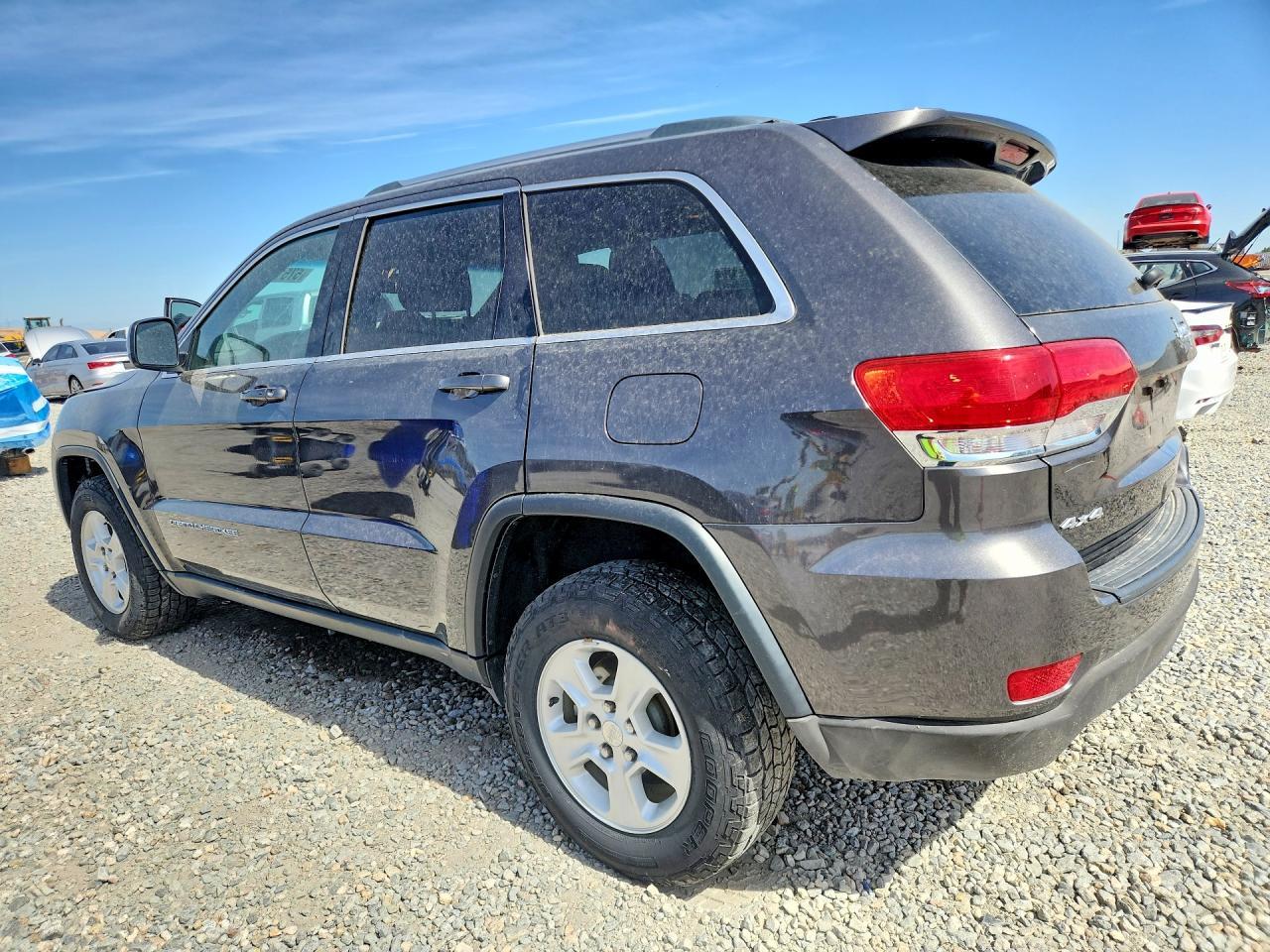 2015 Jeep Grand Cherokee Laredo - zdjęcie 2